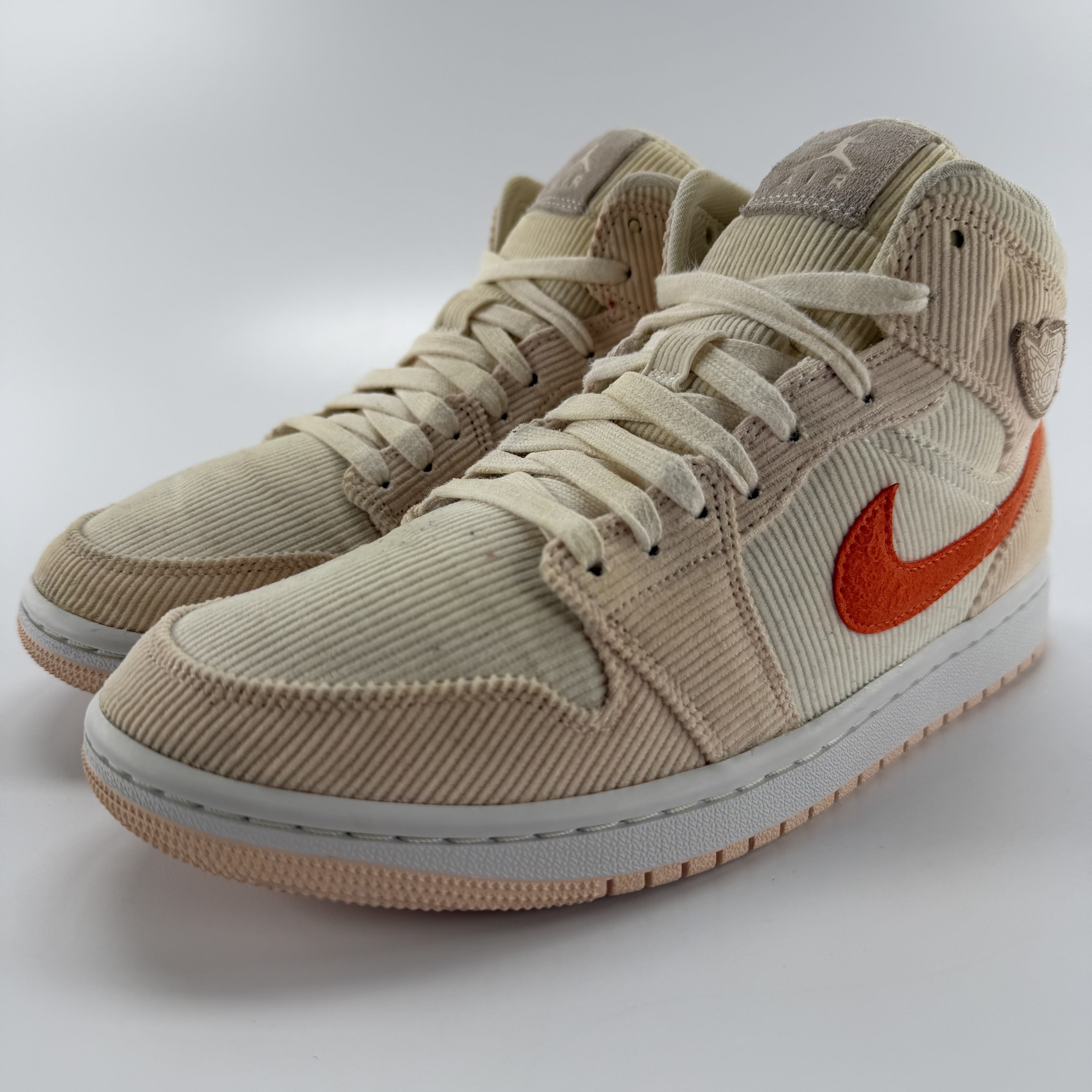 413367 Jordan 1 Mid SE Corduroy Sail
