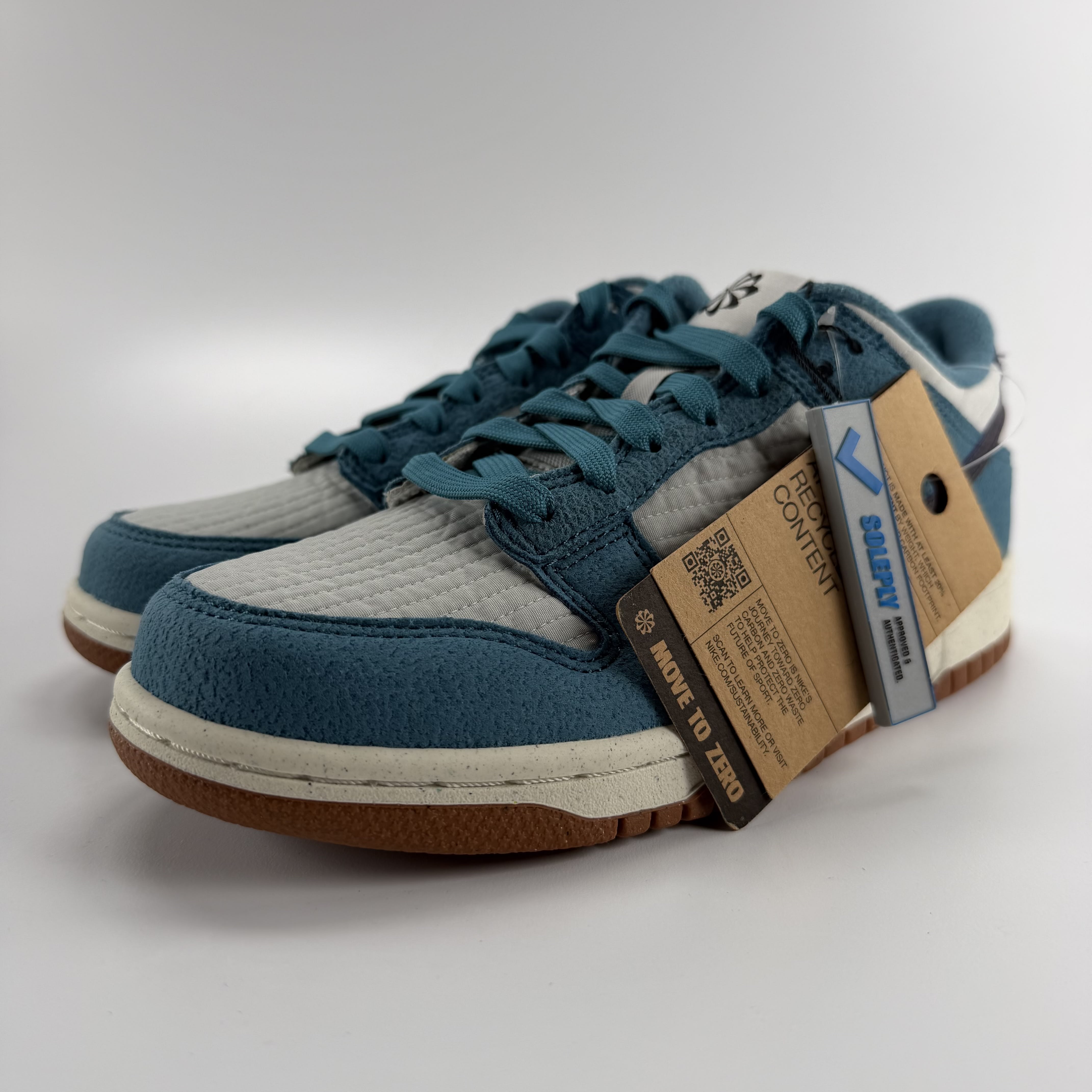 713700 Nike Dunk Low SE Toasty Rift Blue (GS)