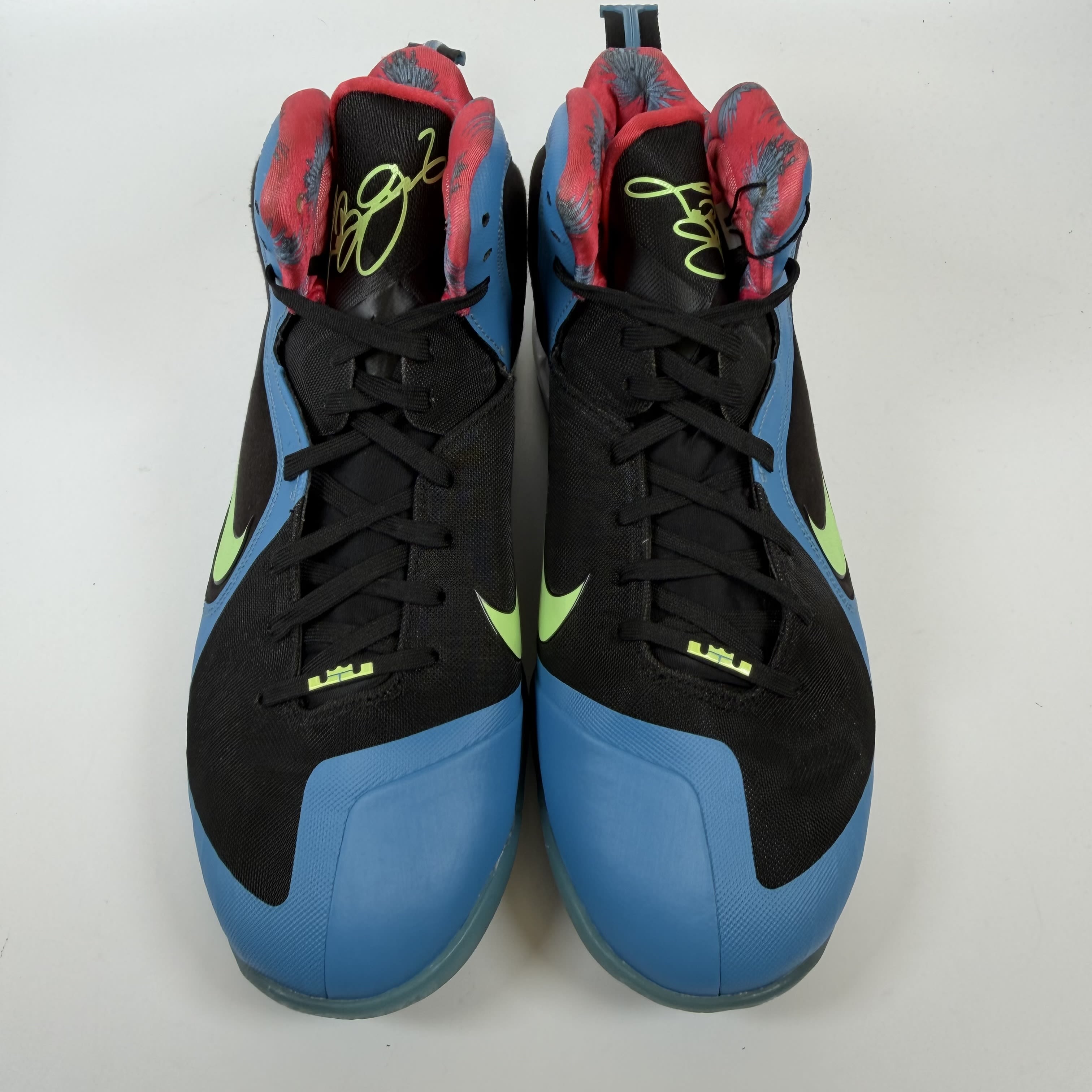 SP6870 LeBron 9 'South Coast'