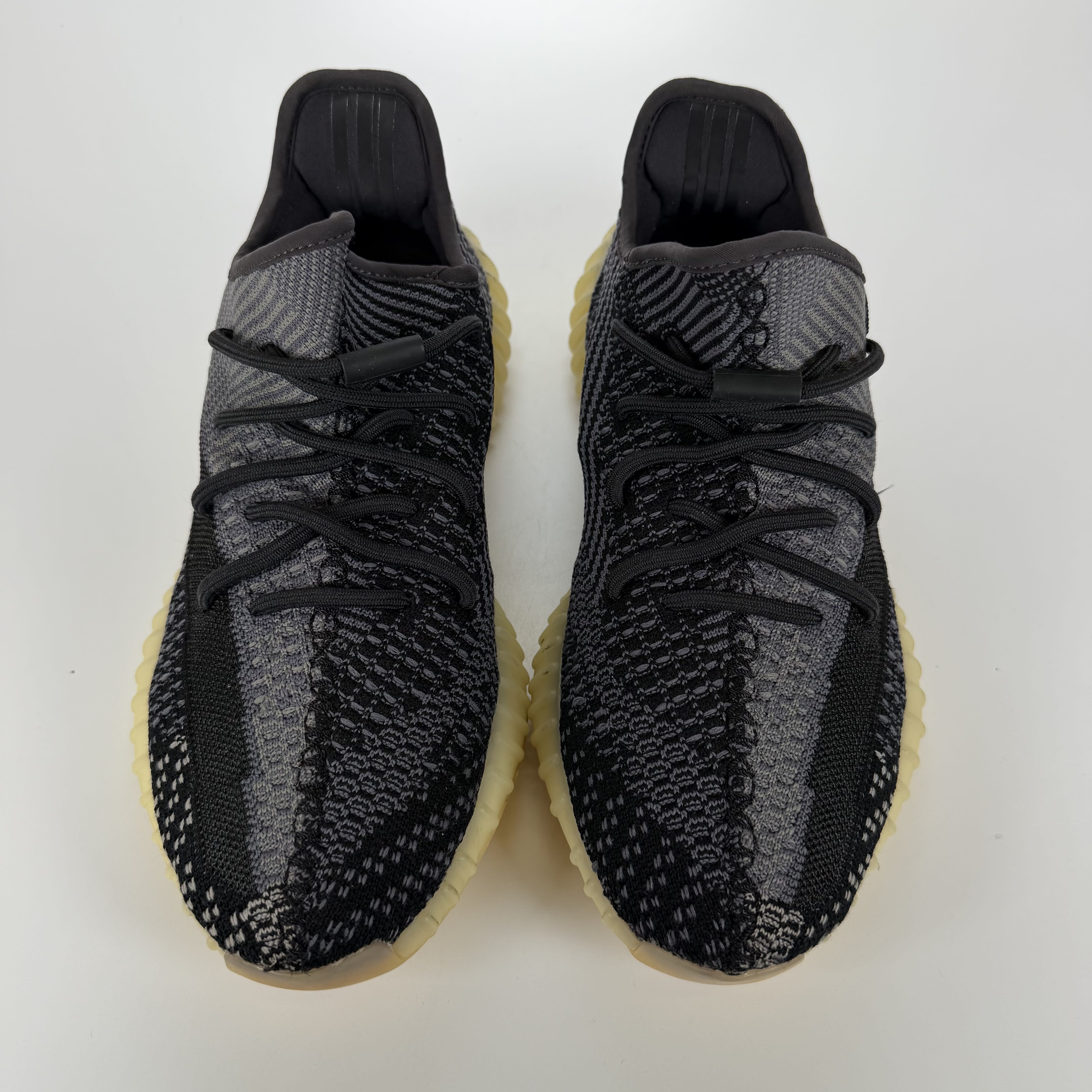 SP4418 adidas Yeezy Boost 350 V2 Carbon