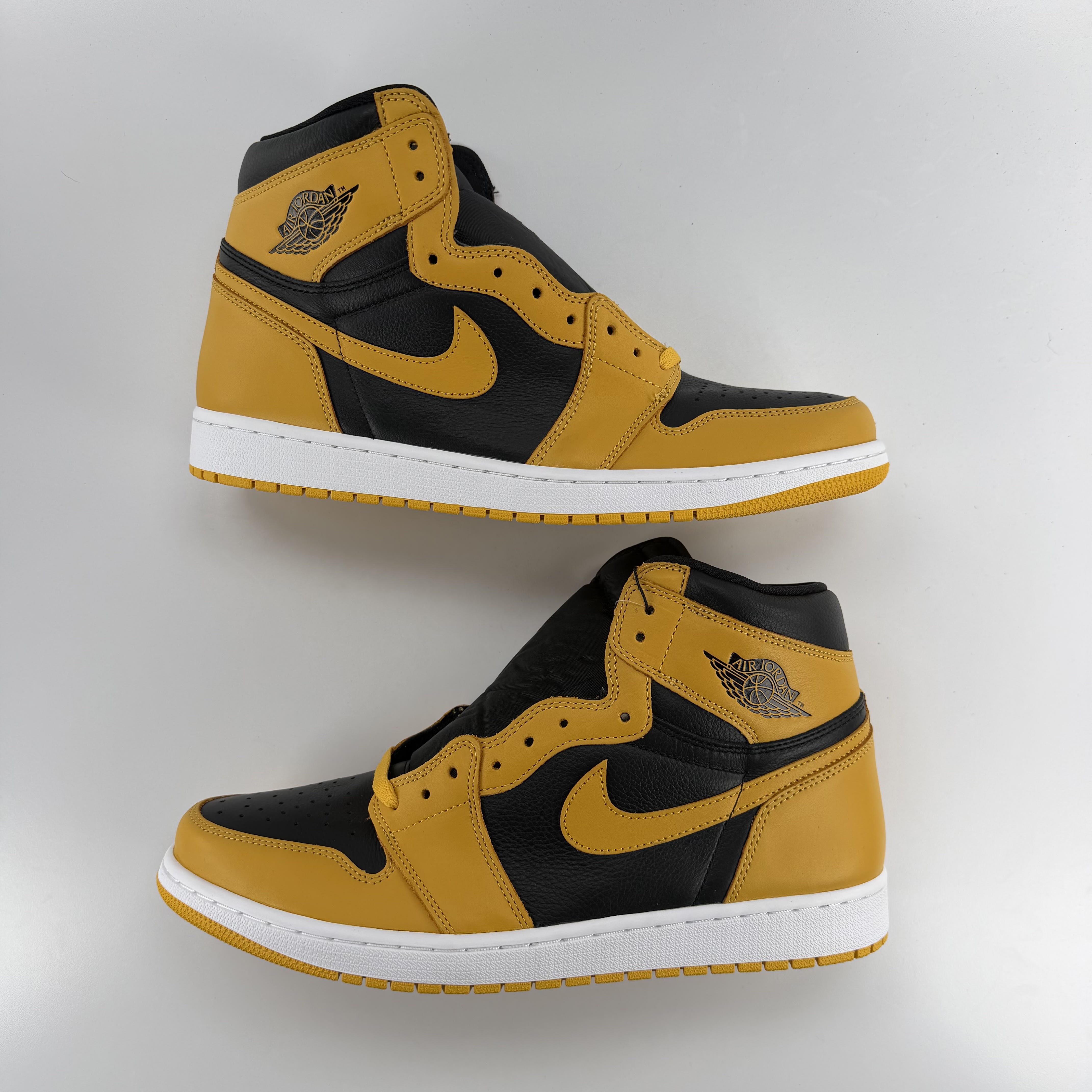822182 Jordan 1 Retro High Pollen