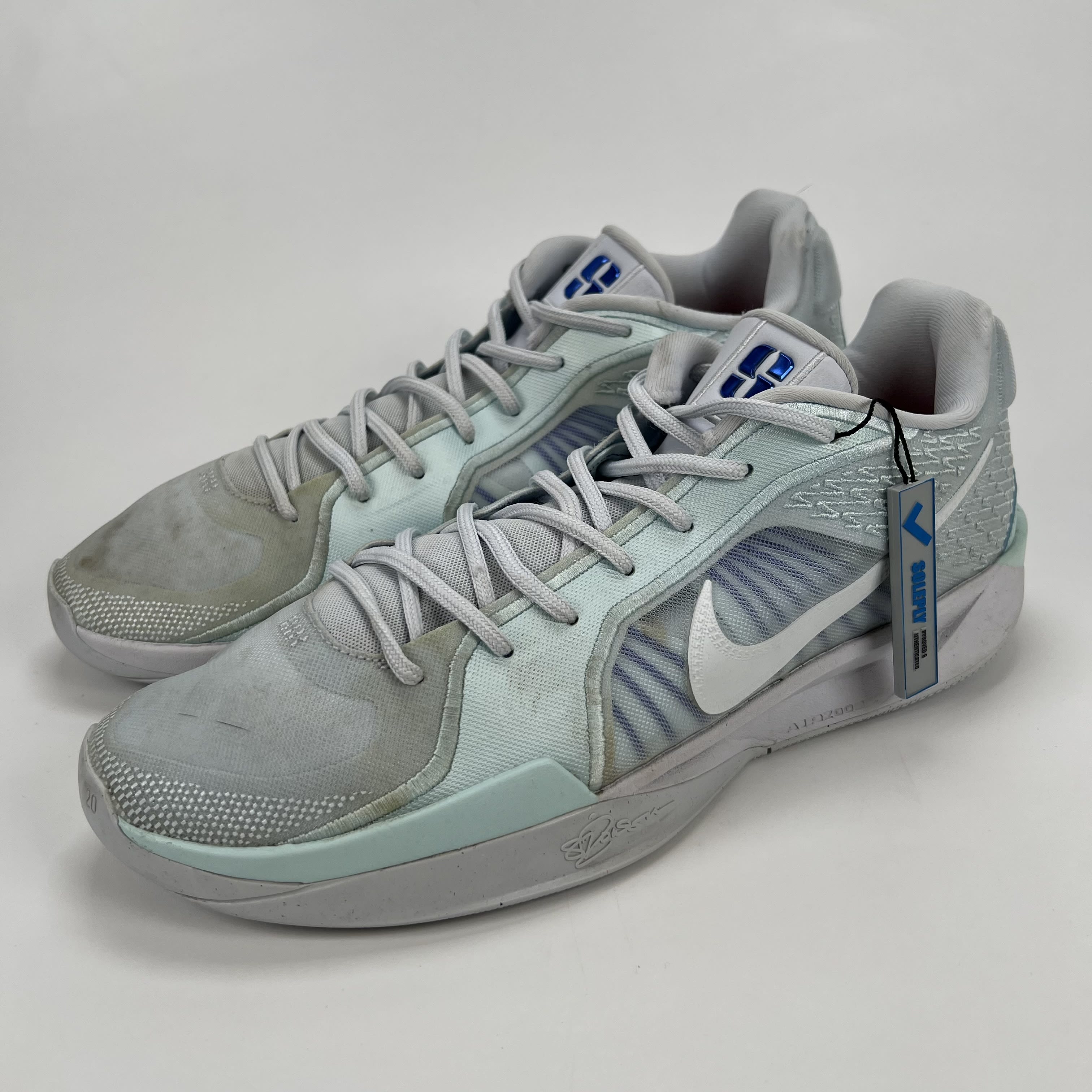 SP2608 Nike Sabrina 2 Conductor (Women's)