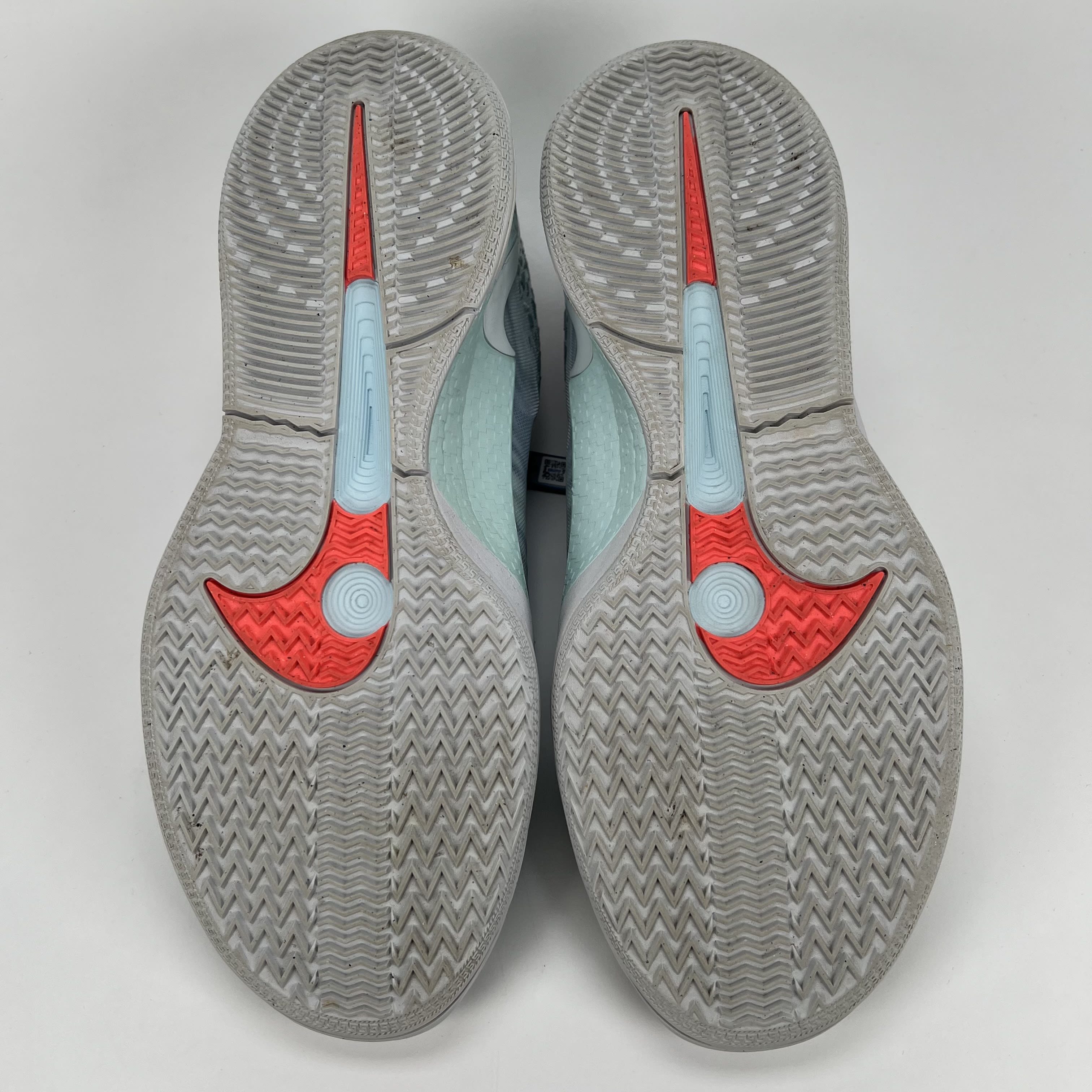 SP2608 Nike Sabrina 2 Conductor (Women's)