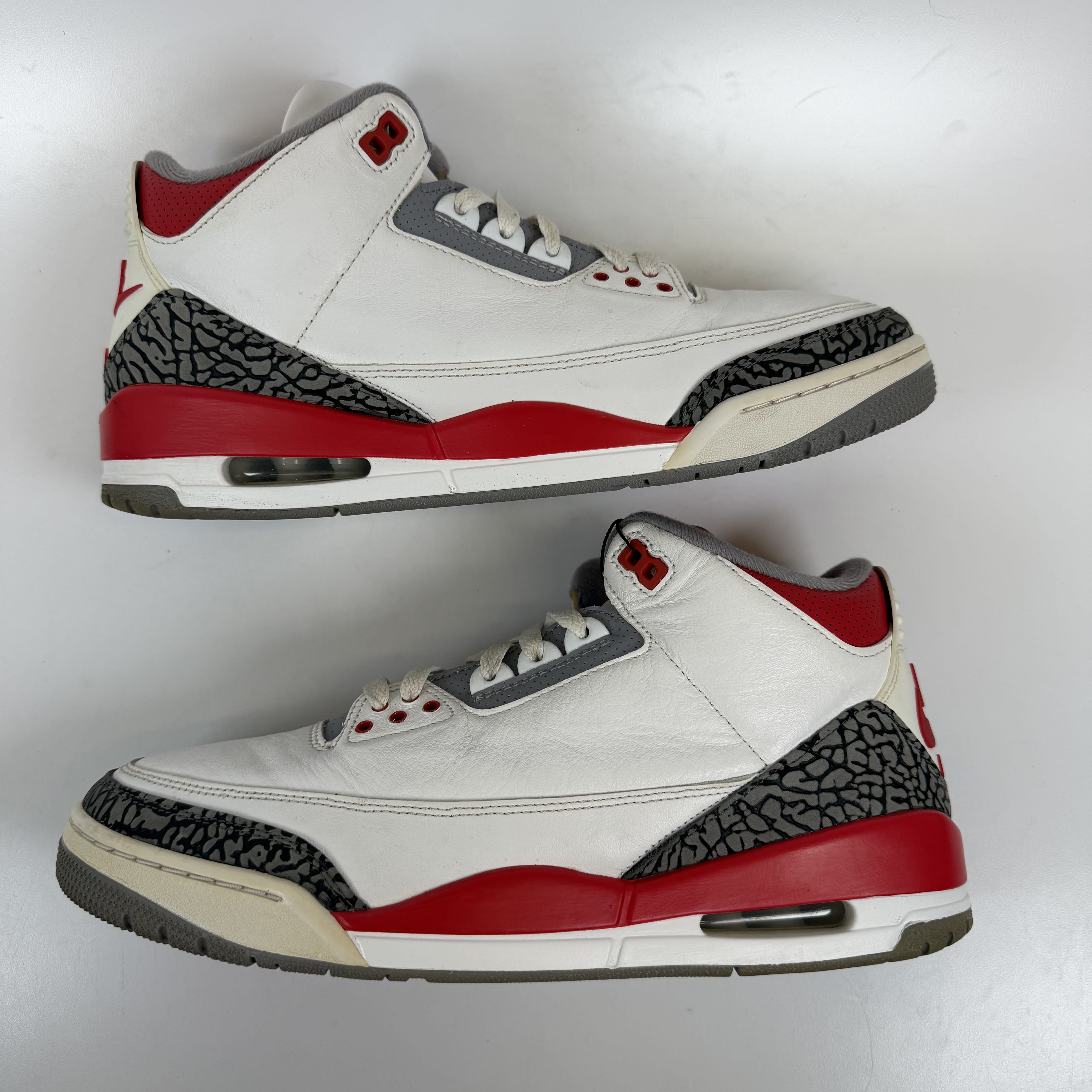 SP11981 Jordan 3 Retro Fire Red (2022)