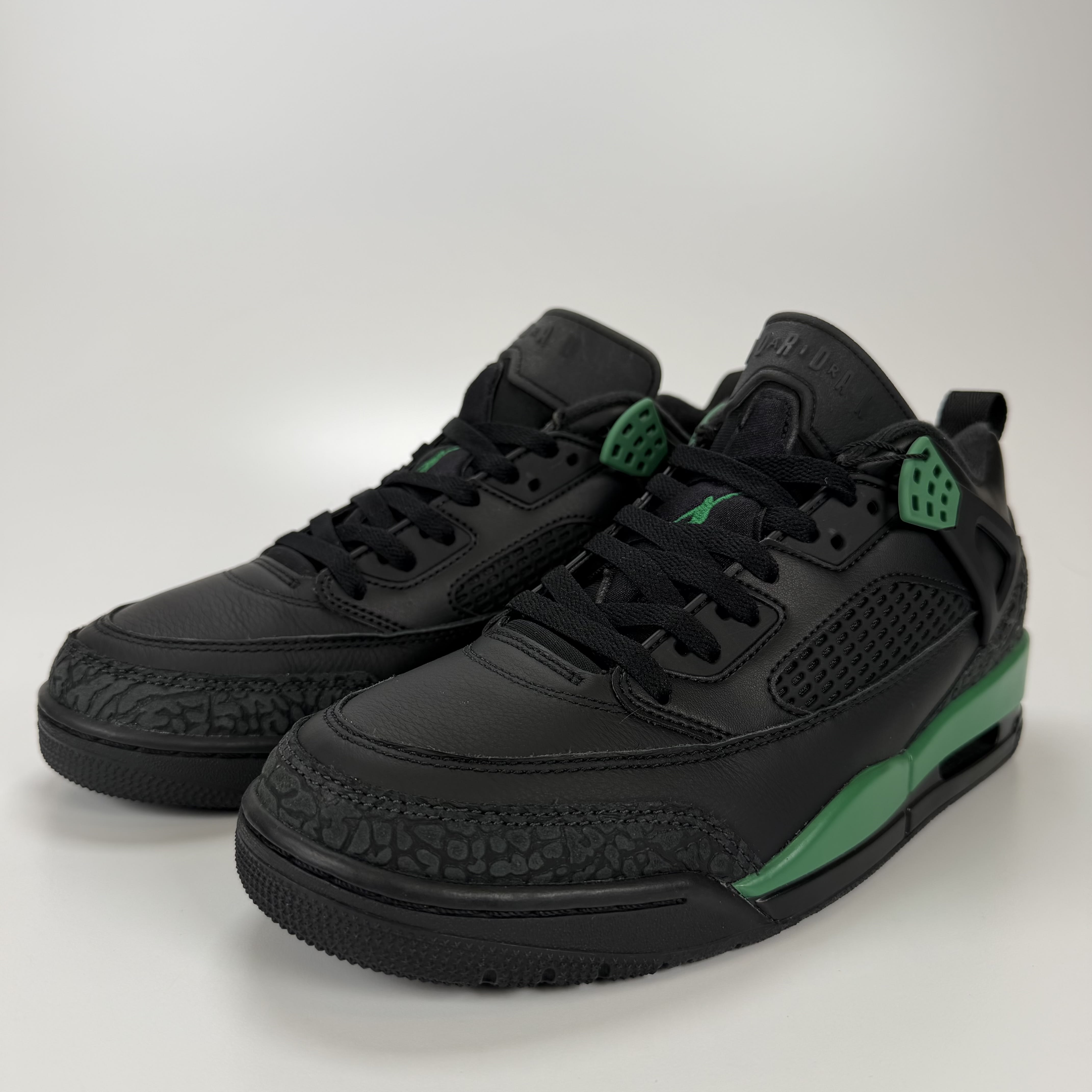 SP4696 Jordan Spizike Low Pine Green