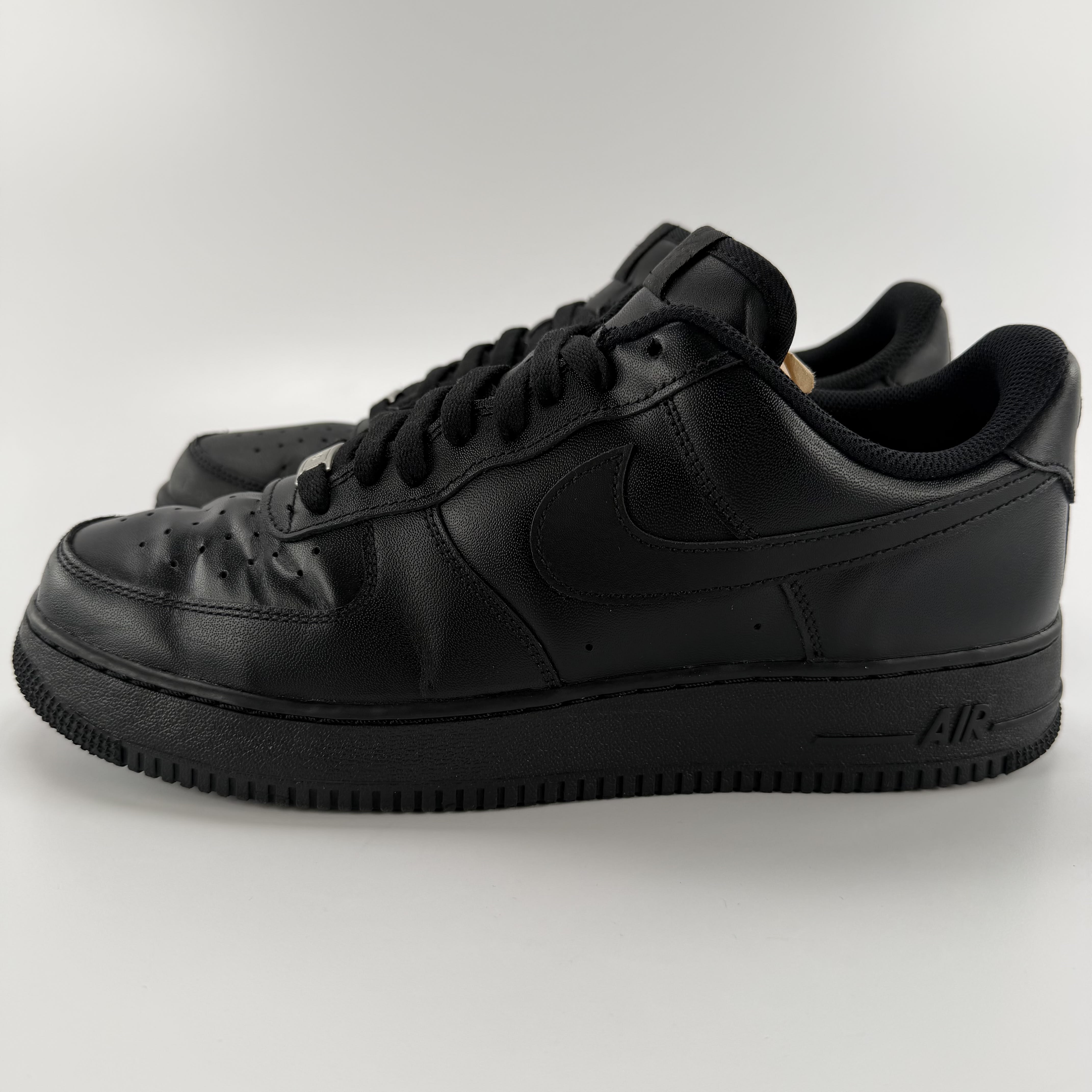 469989 Nike Air Force 1 Low '07 Black (Women's)