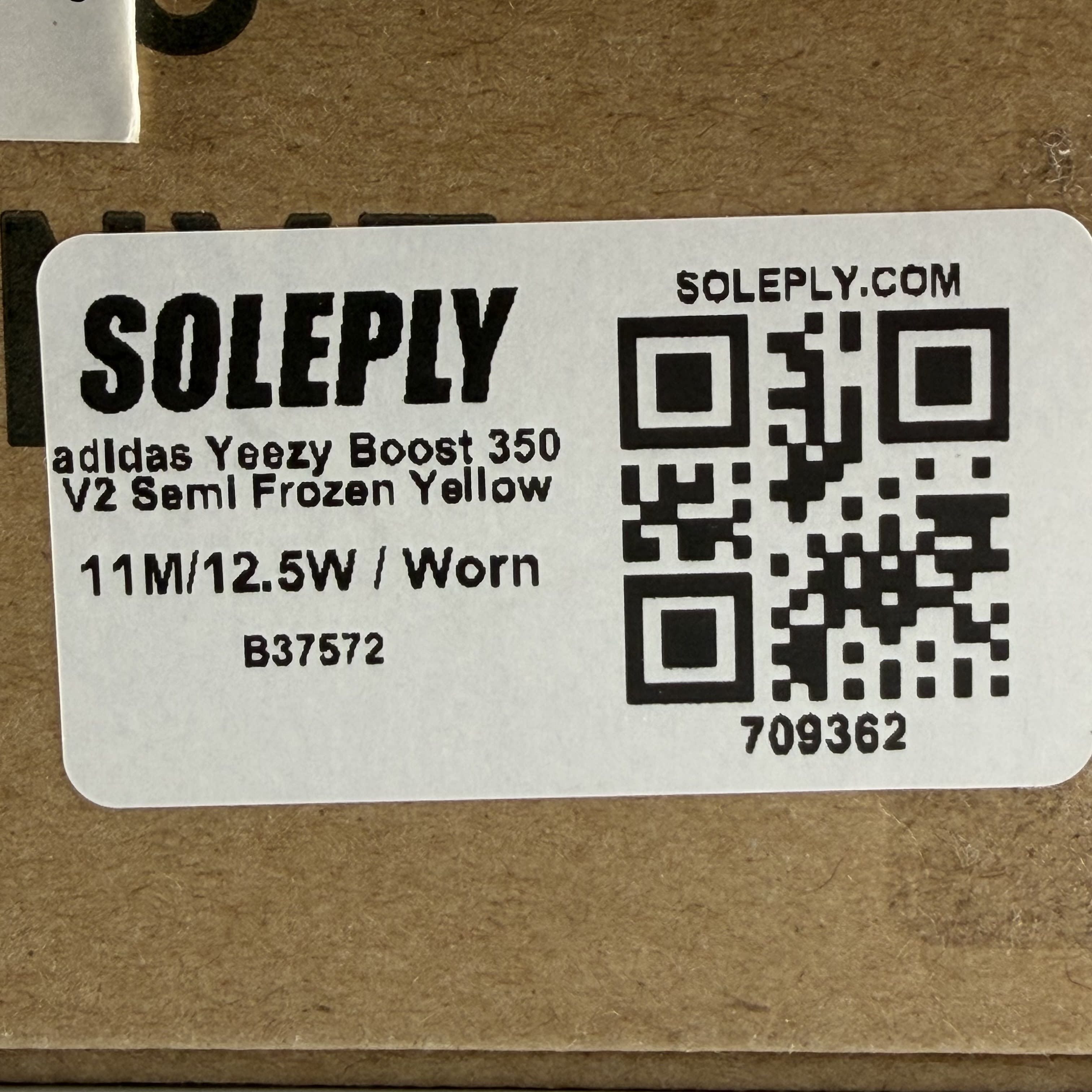 709362 adidas Yeezy Boost 350 V2 Semi Frozen Yellow