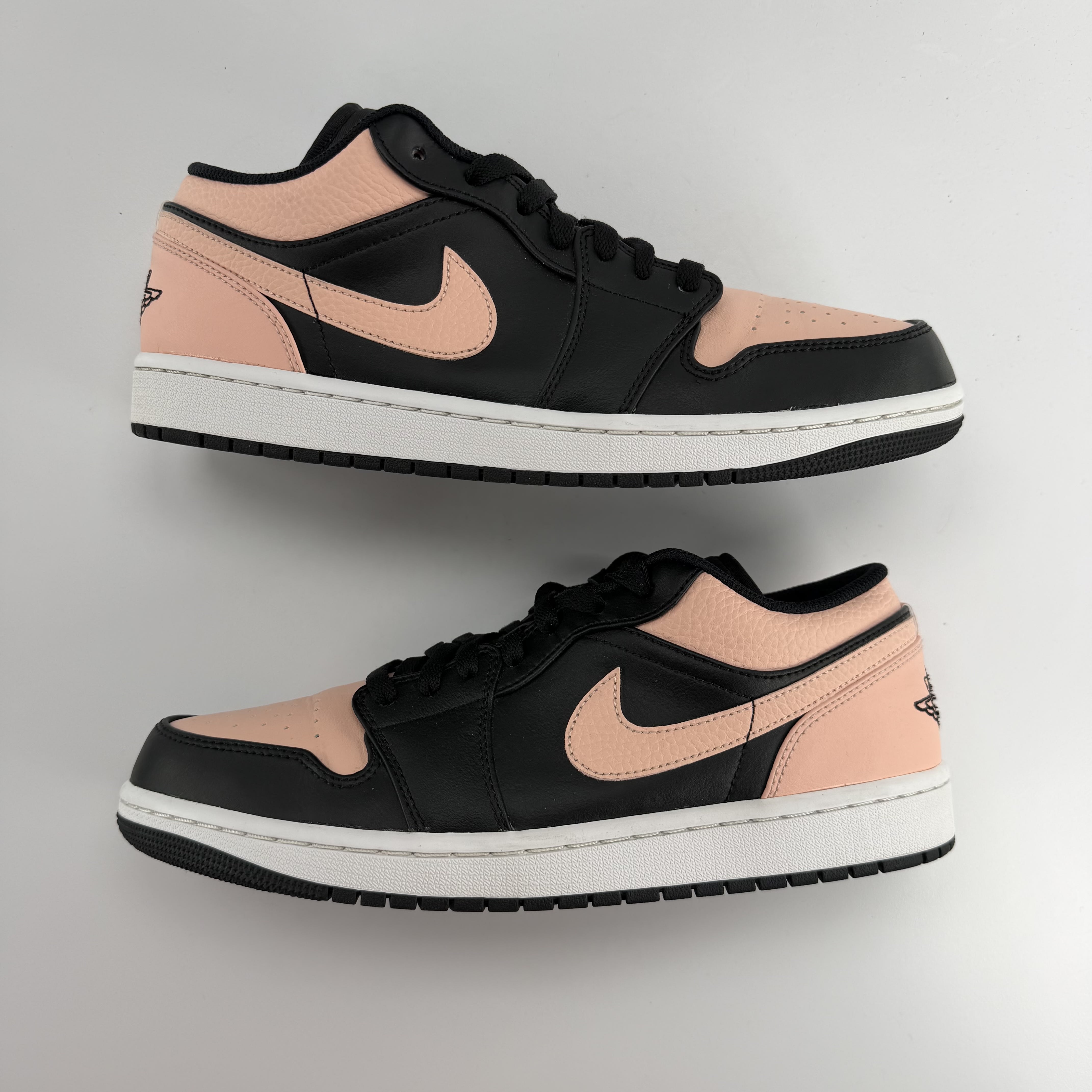 780696 Jordan 1 Low Crimson Tint
