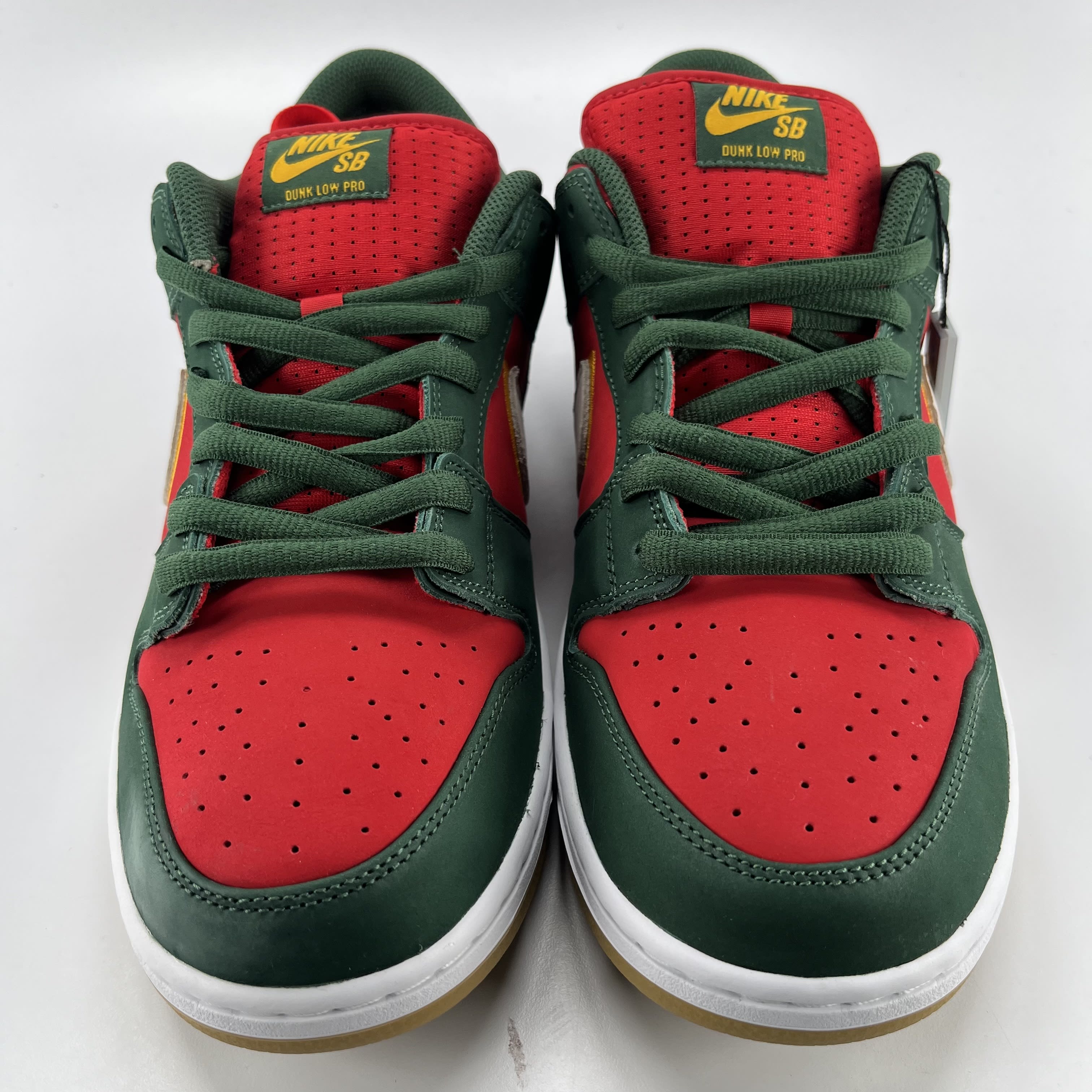 523648 Nike SB Dunk Low Pro PRM Seattle Supersonics