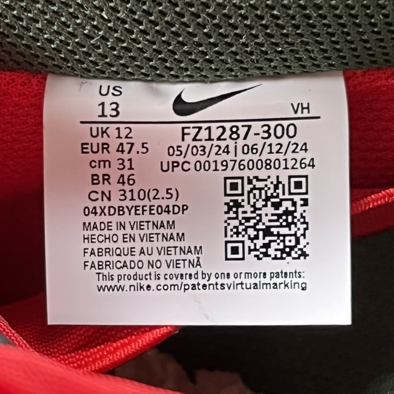 523648 Nike SB Dunk Low Pro PRM Seattle Supersonics