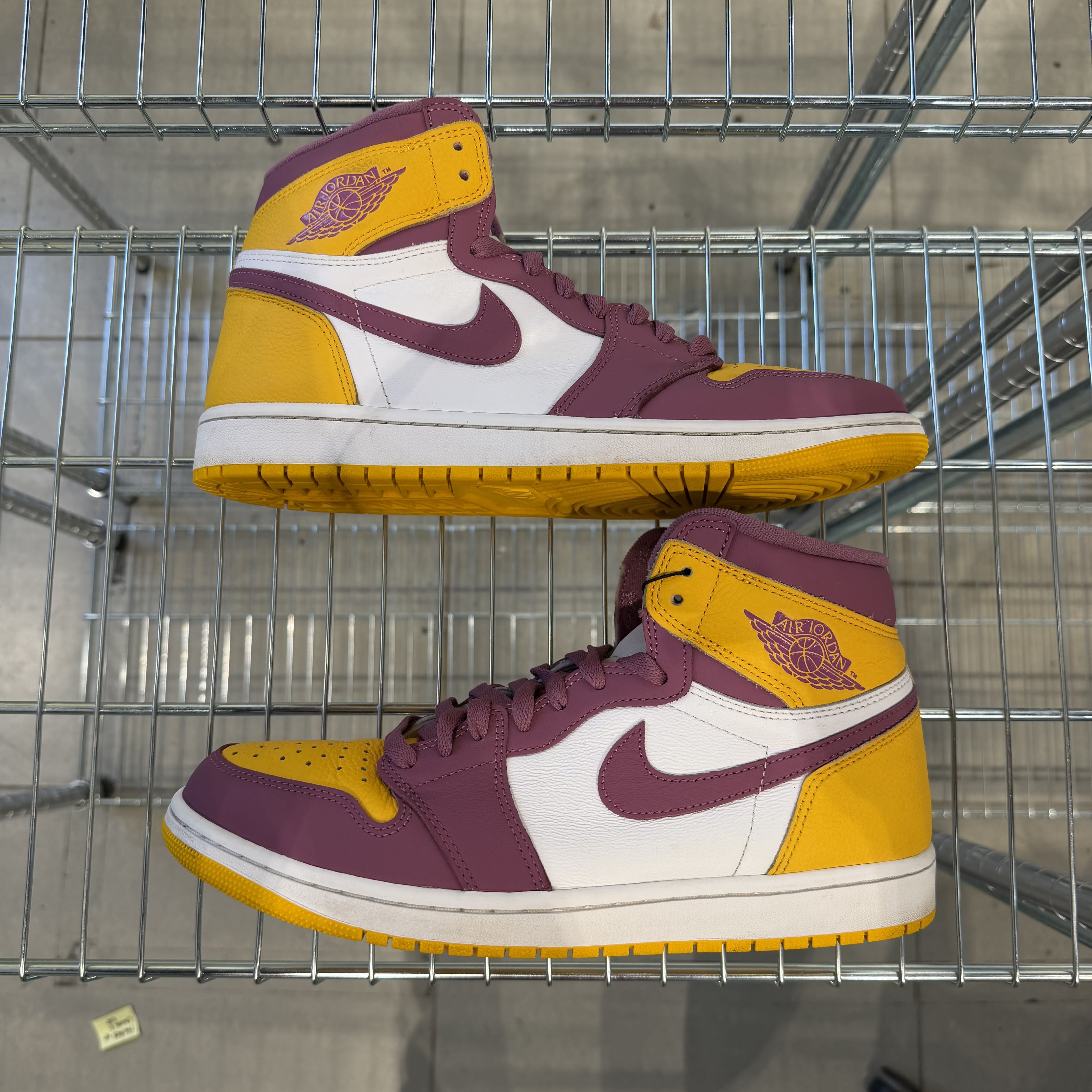 713019 Jordan 1 Retro High OG Brotherhood