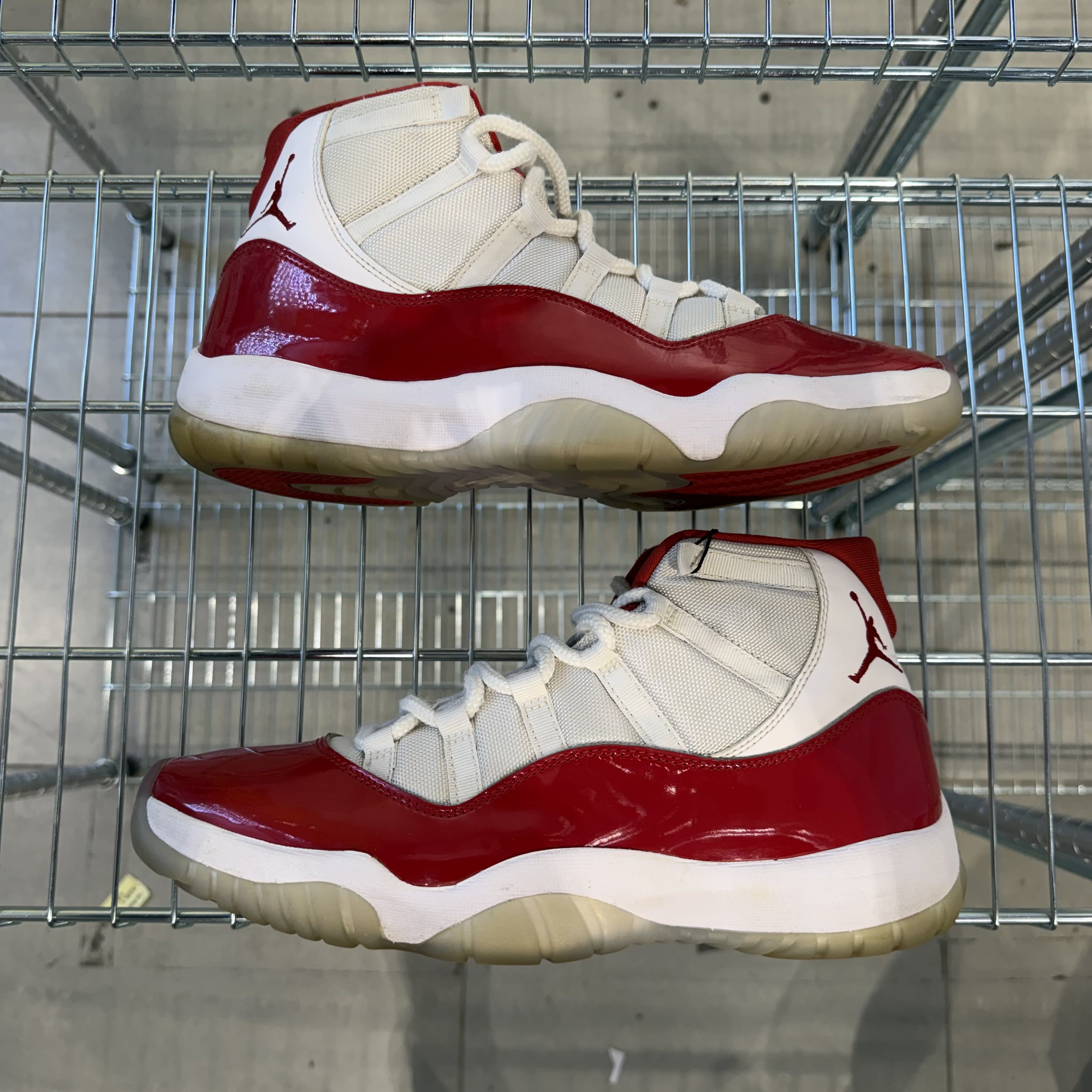 761682 Jordan 11 Retro Cherry (2022)