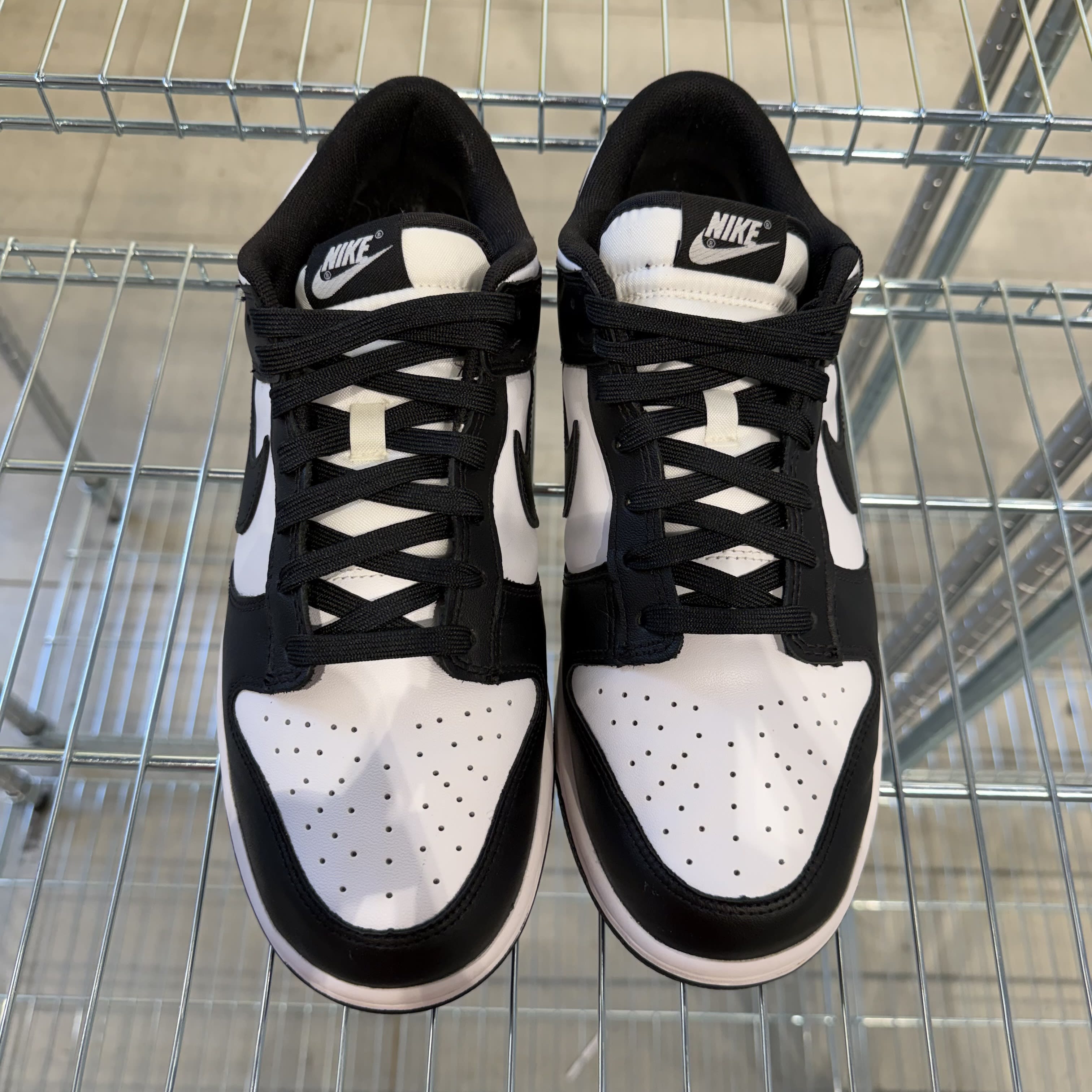 767172 Nike Dunk Low Retro White Black Panda