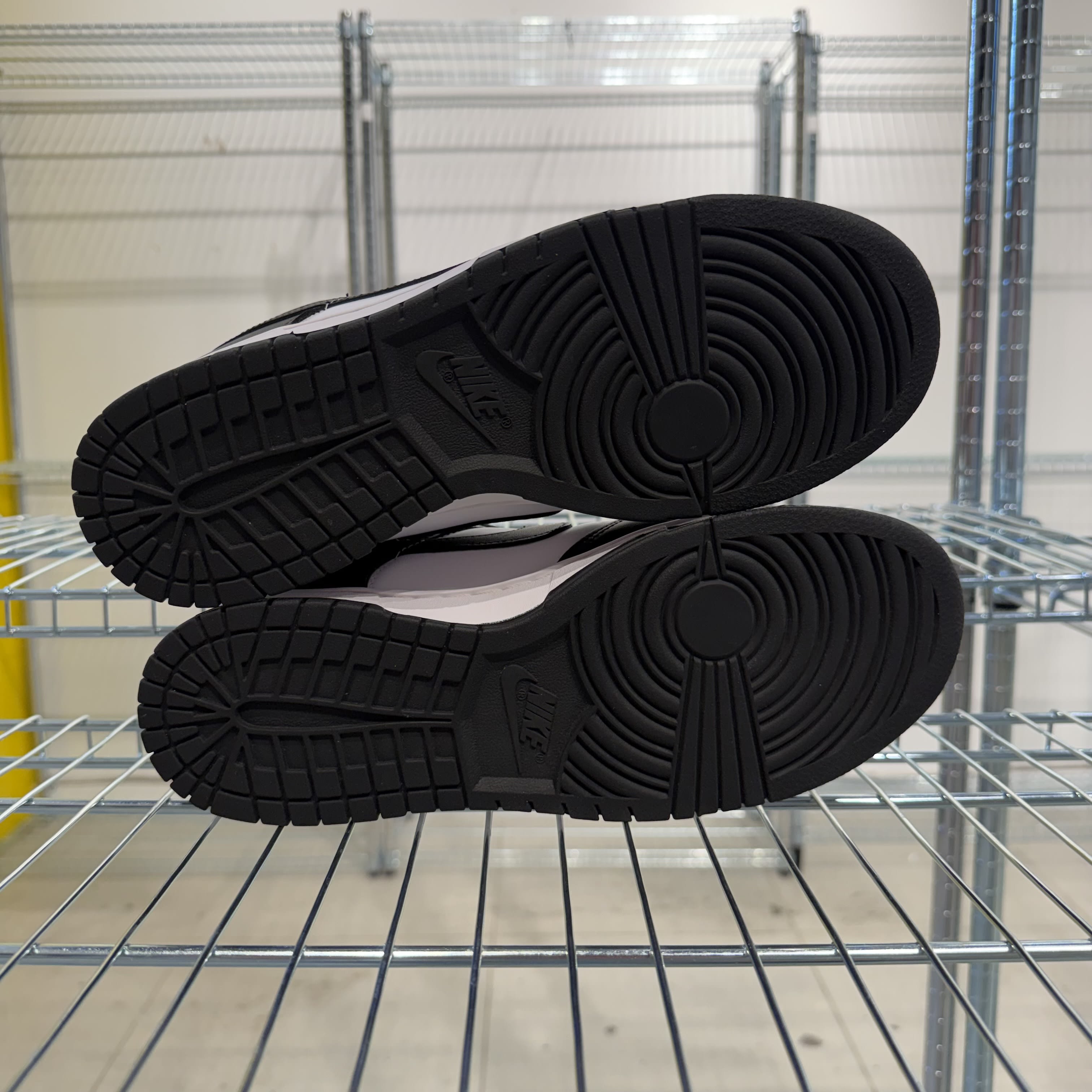 767172 Nike Dunk Low Retro White Black Panda