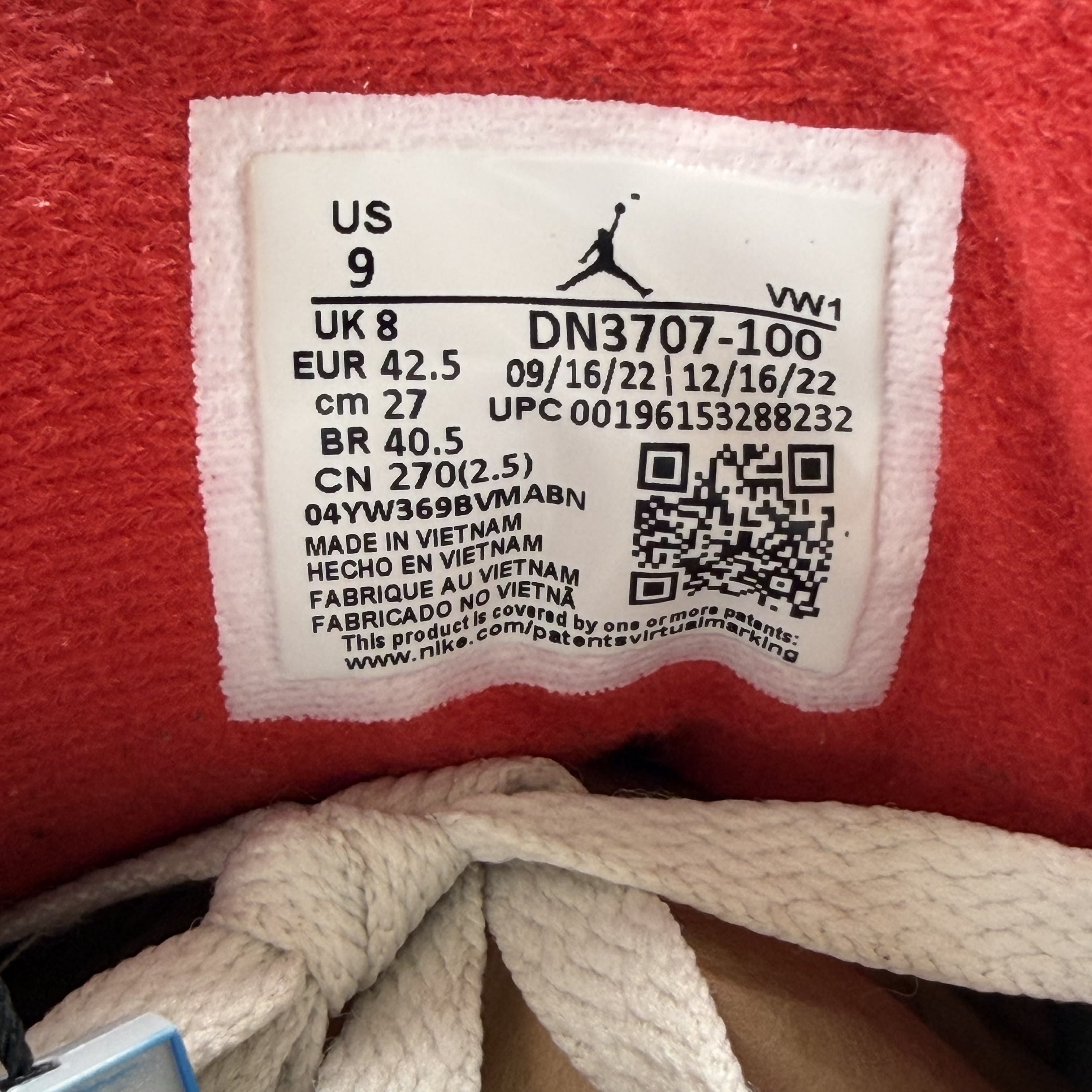 616162 Jordan 3 Retro White Cement Reimagined