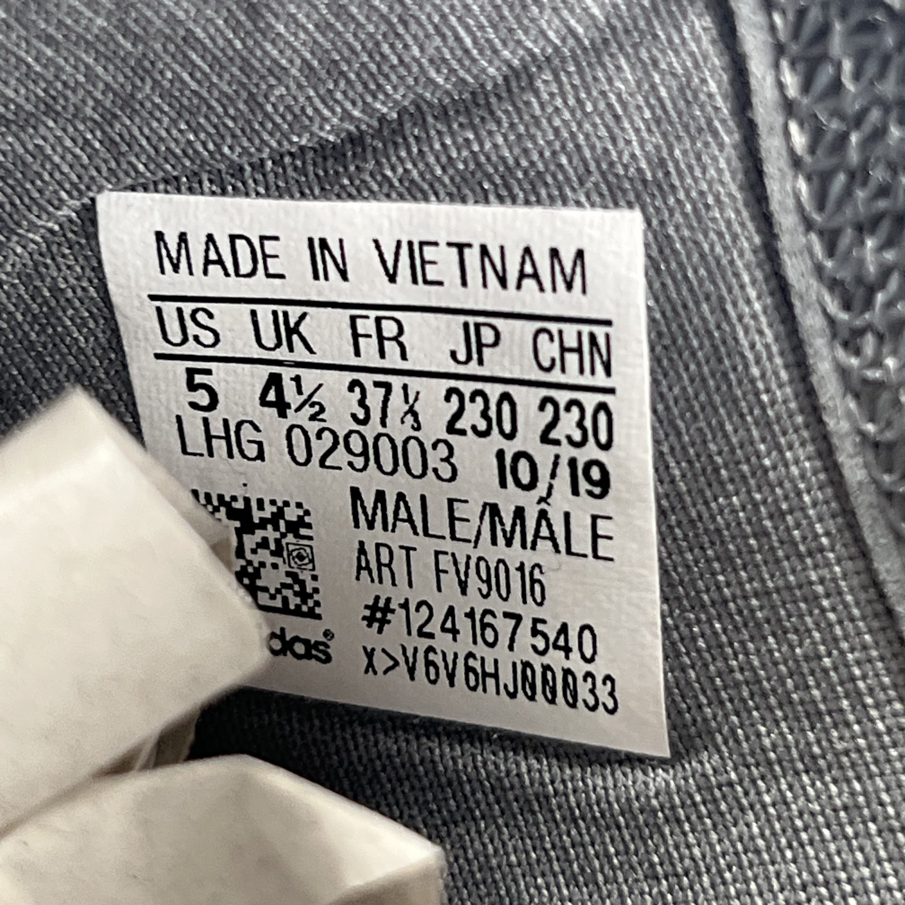 SP5523 adidas NMD R1 Grey Three