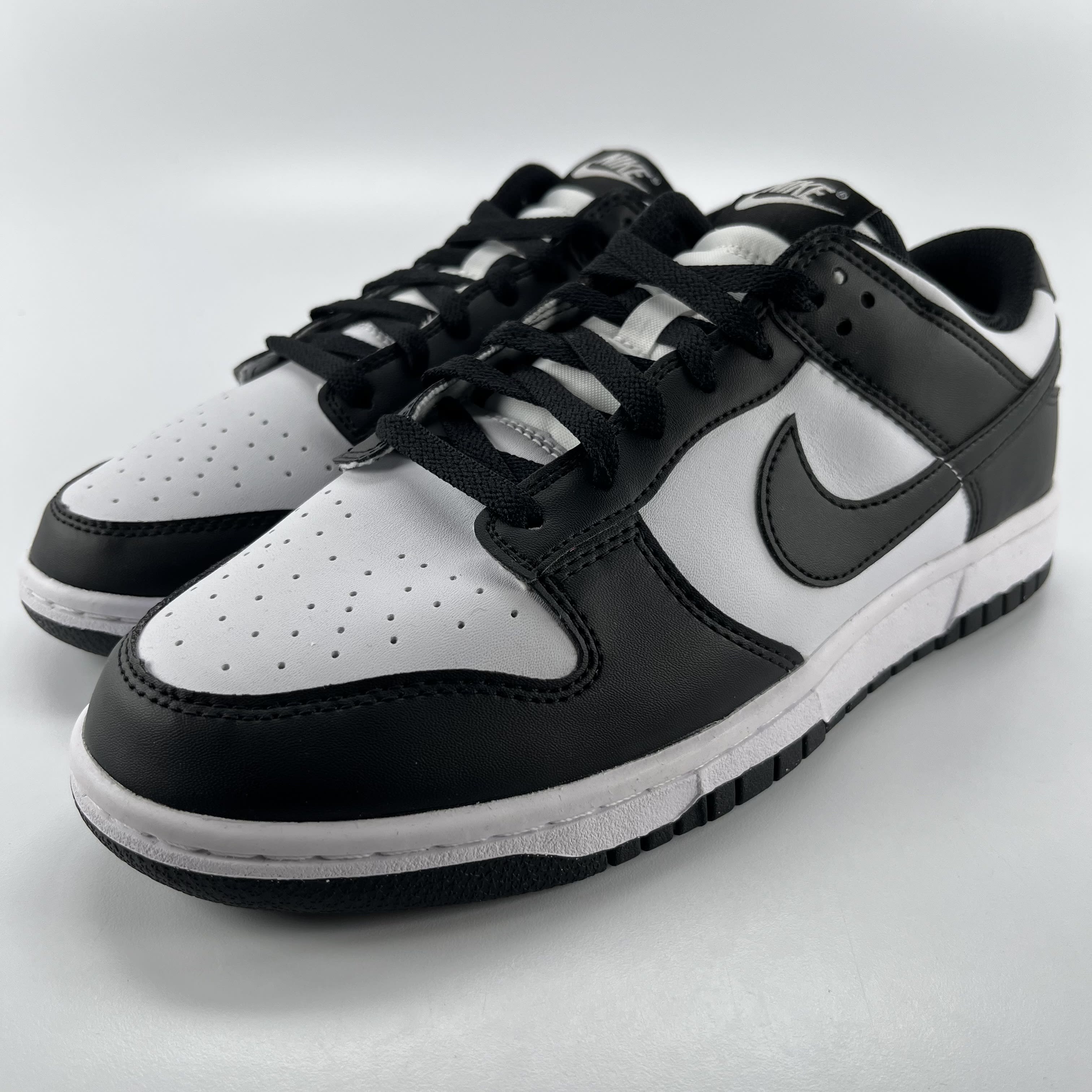 392773 Wmns Dunk Low Next Nature 'Panda'