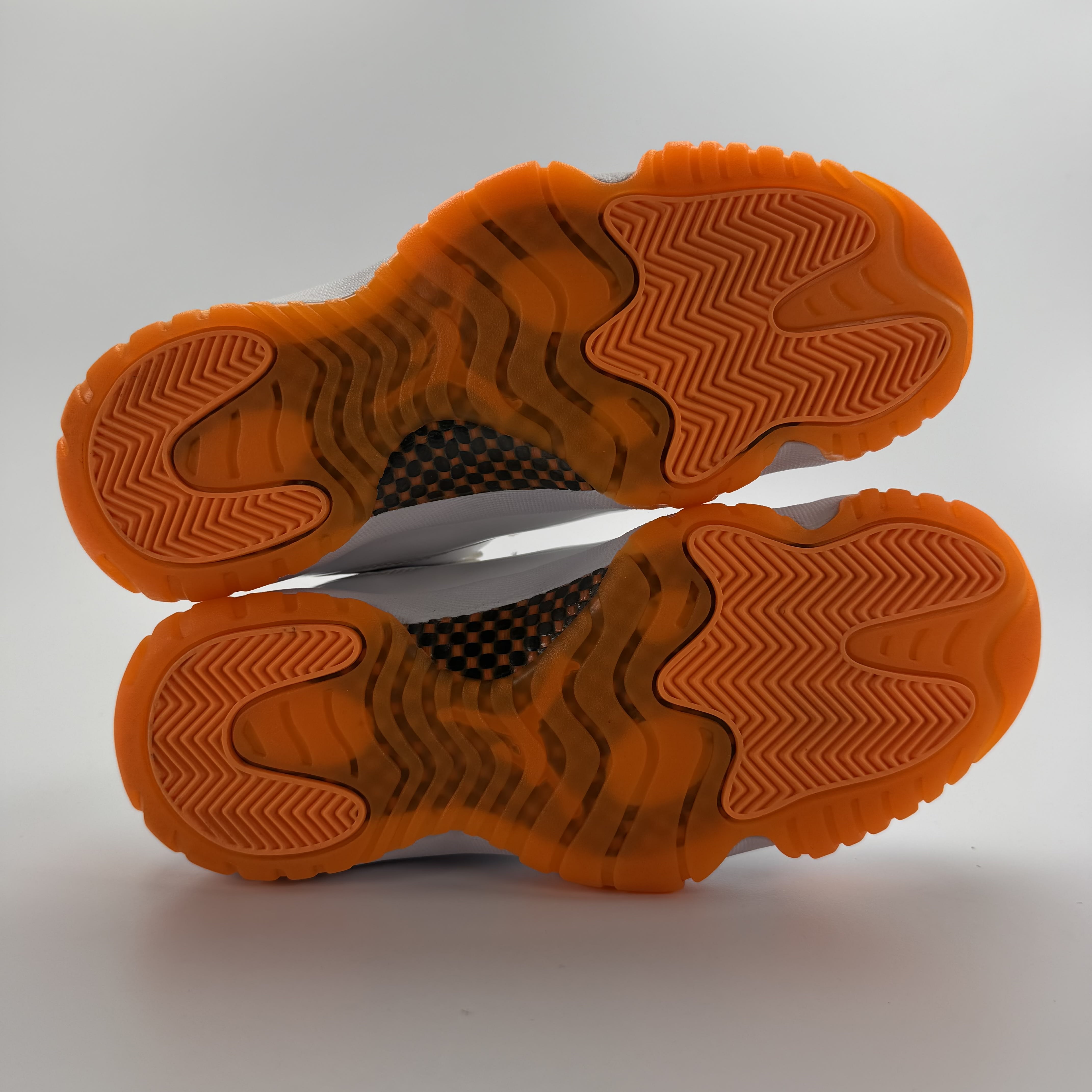 463410 Jordan 11 Retro Low Citrus (2021) (Women's)