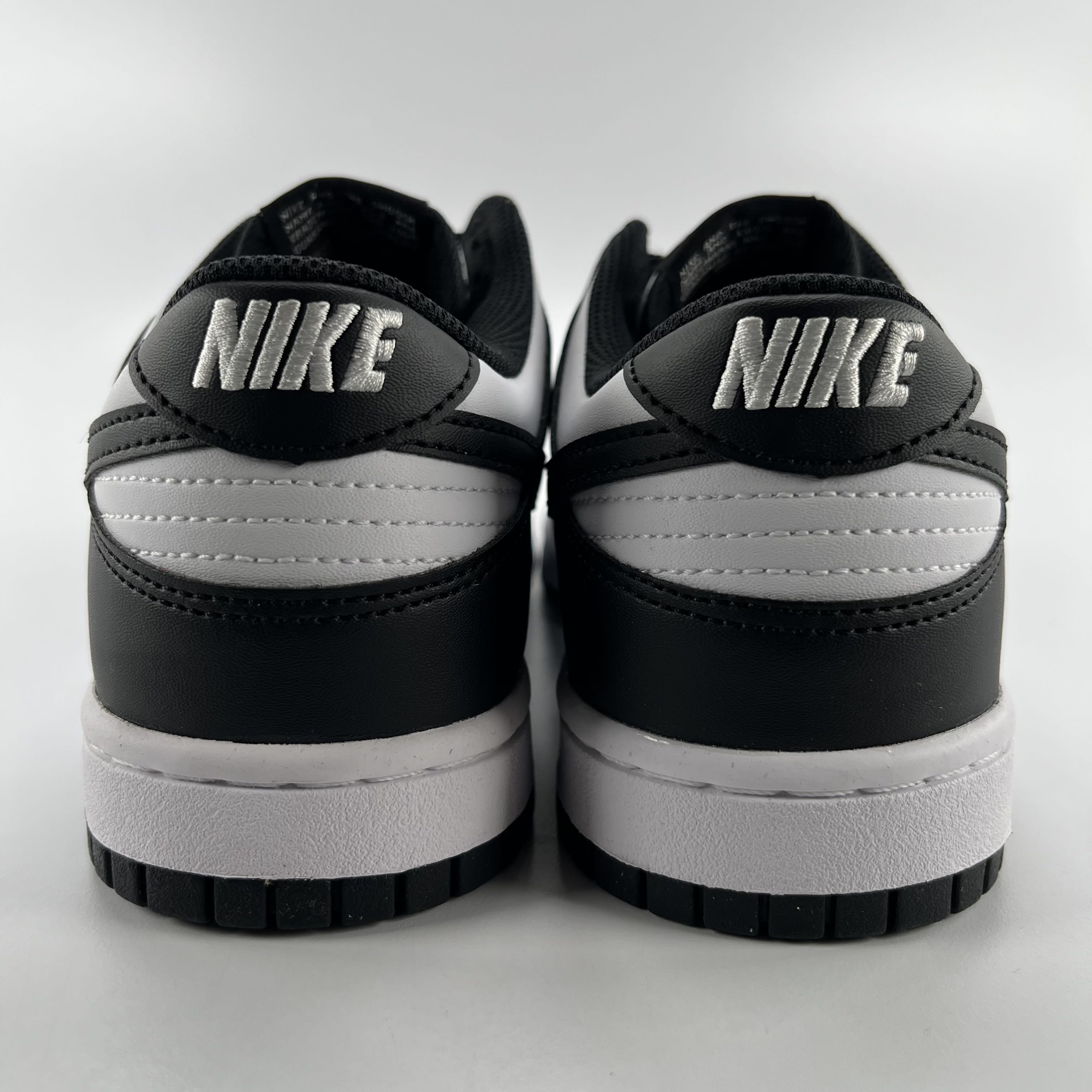 392773 Wmns Dunk Low Next Nature 'Panda'