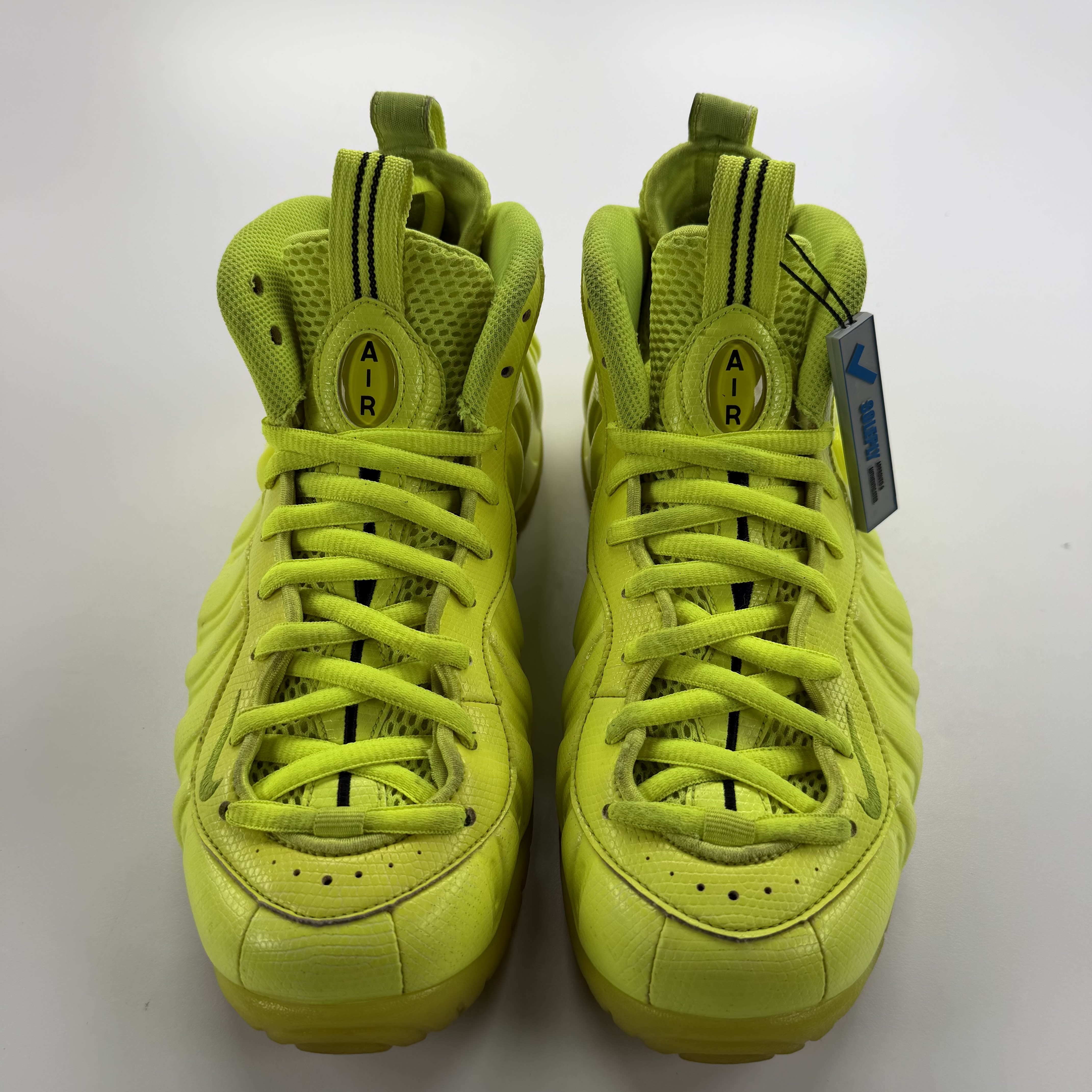 SP1350 Nike Air Foamposite Pro Volt