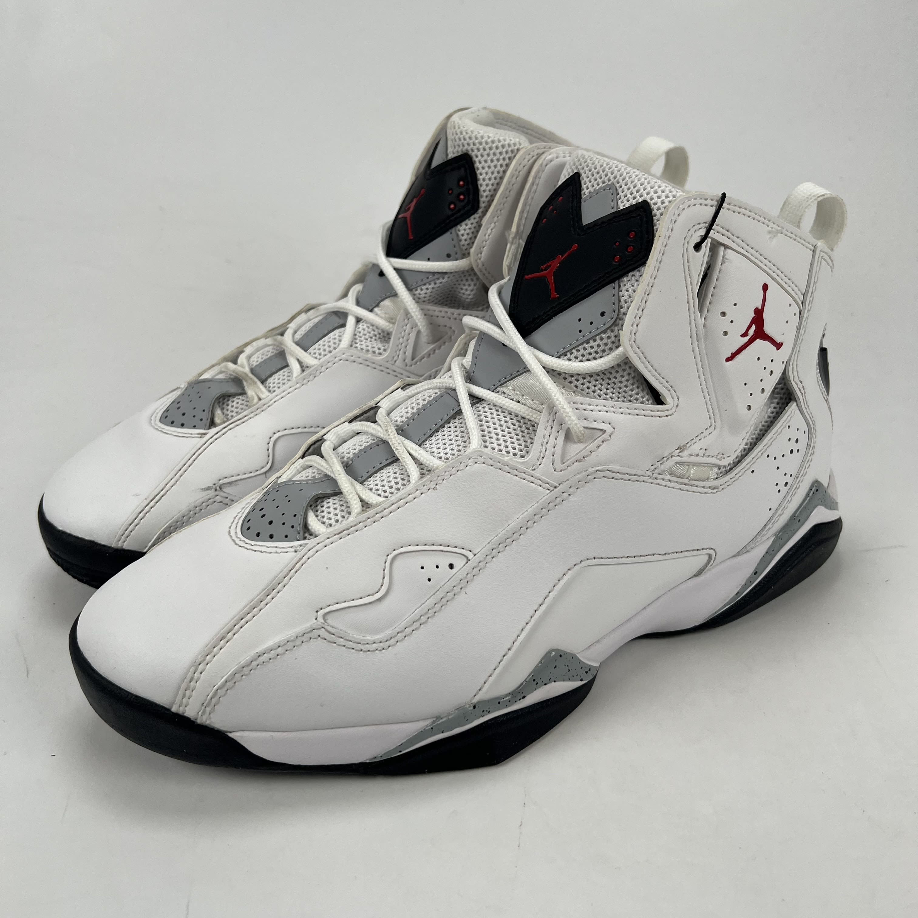 SP4098 Jordan True Flight White Cement
