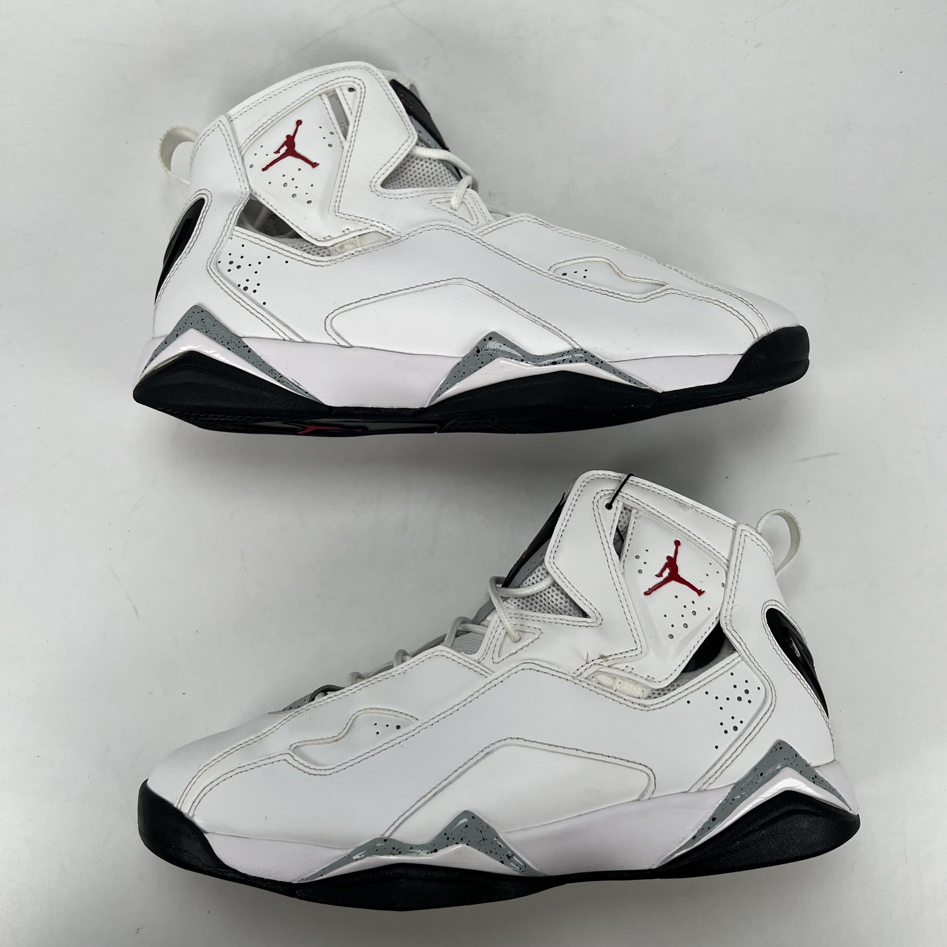 SP4098 Jordan True Flight White Cement