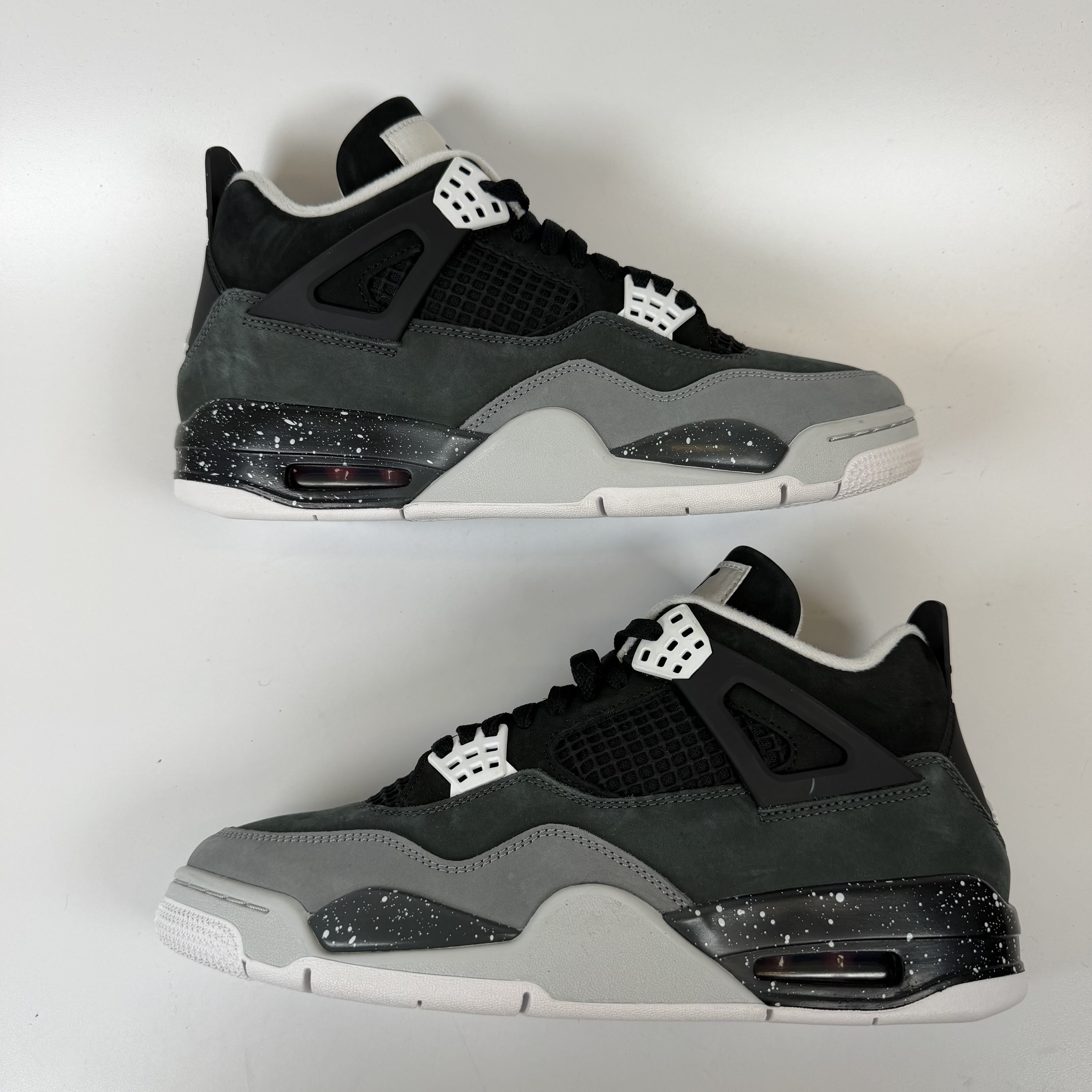 SP11119 Jordan 4 Retro Fear (2024)
