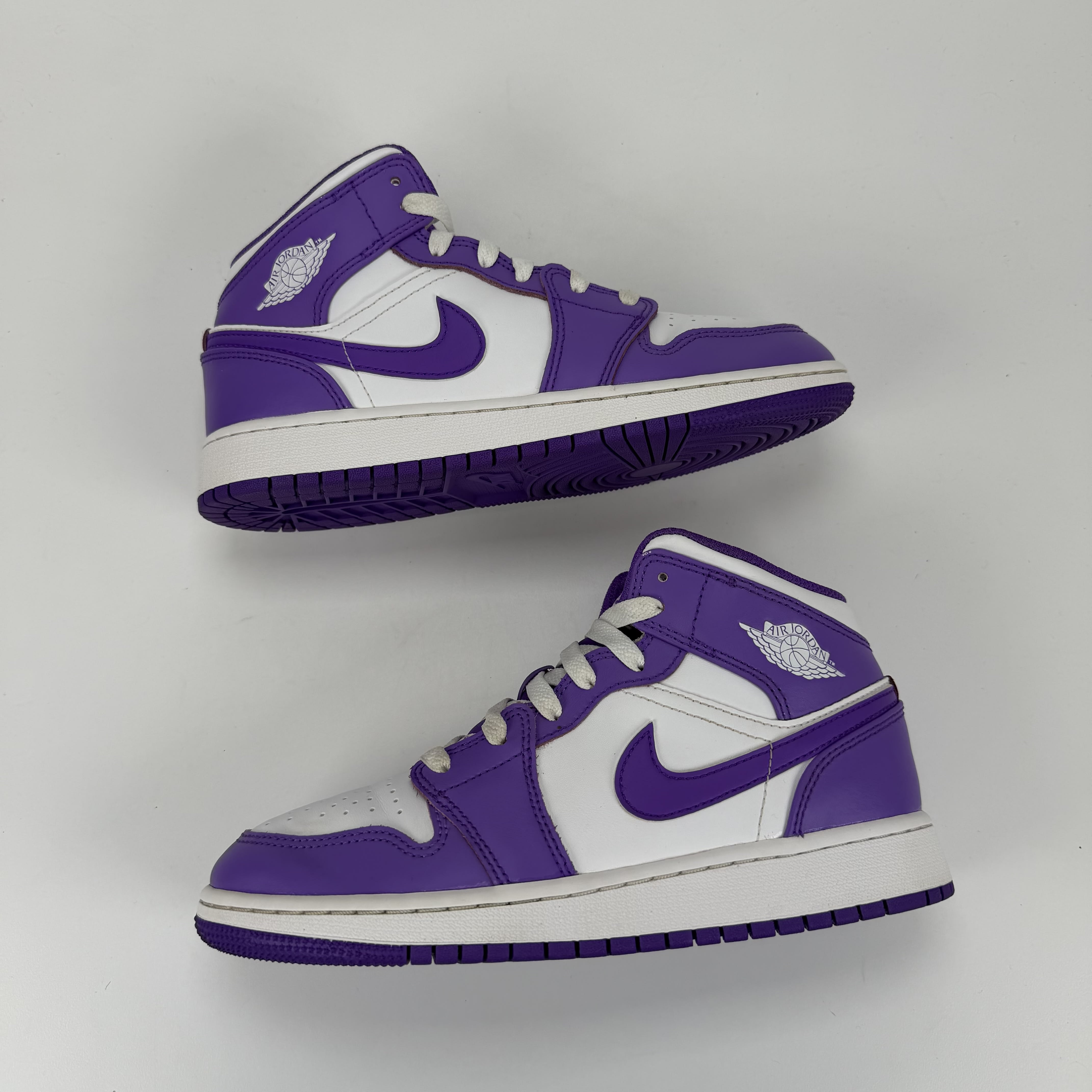 SP4349 Jordan 1 Mid Purple Venom (GS)