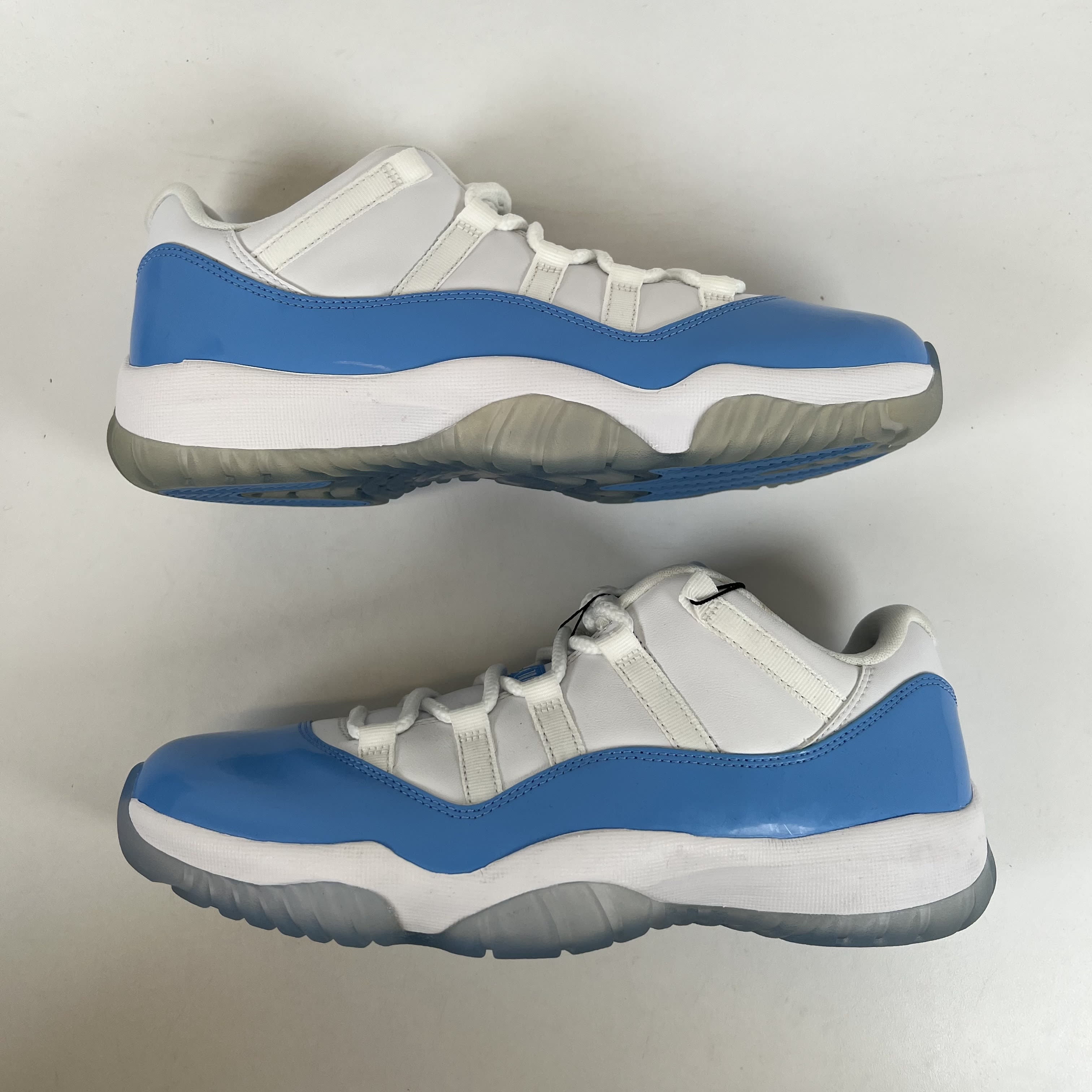 786885 Jordan 11 Retro Low University Blue (2017)