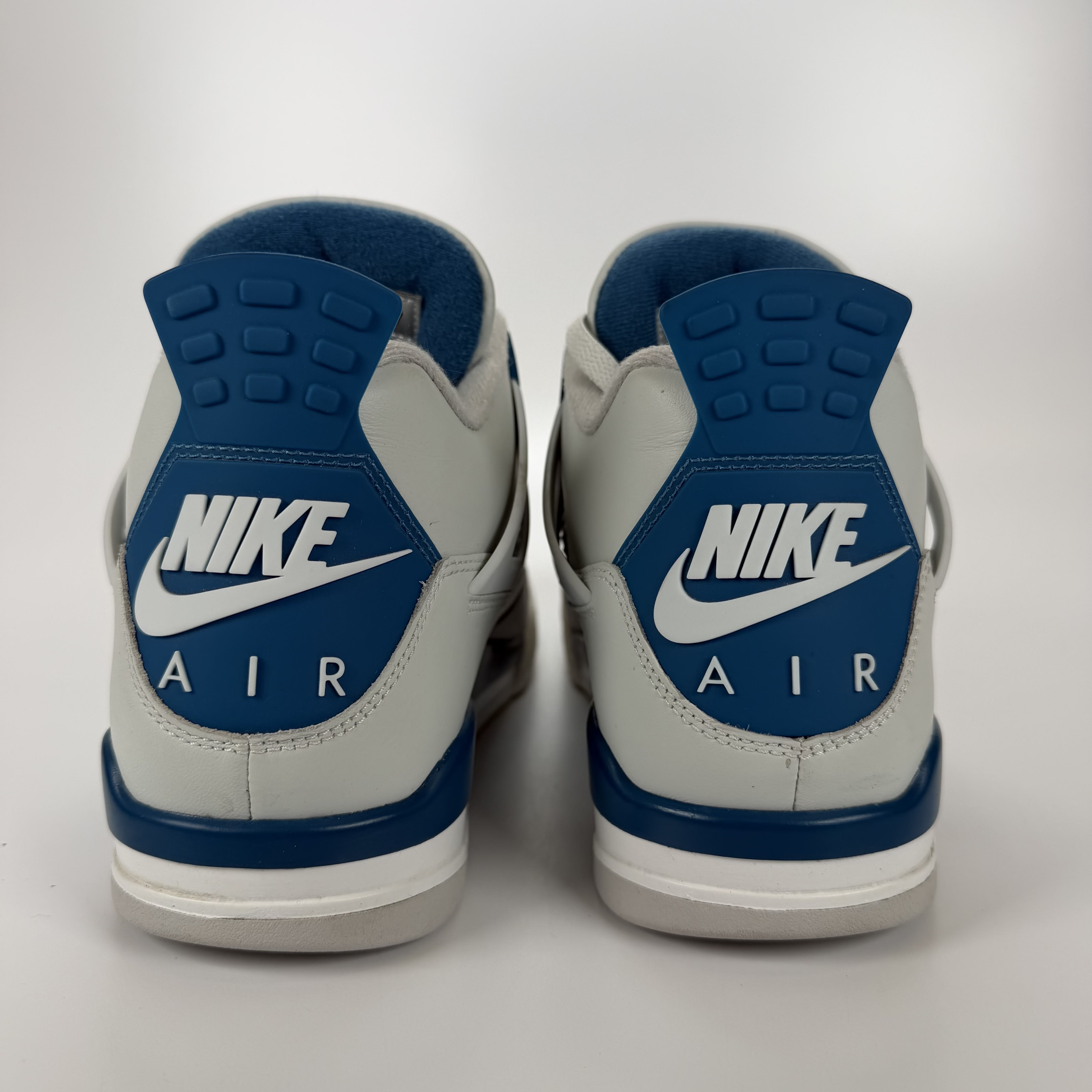 SP4884 Jordan 4 Retro Military Blue (2024)