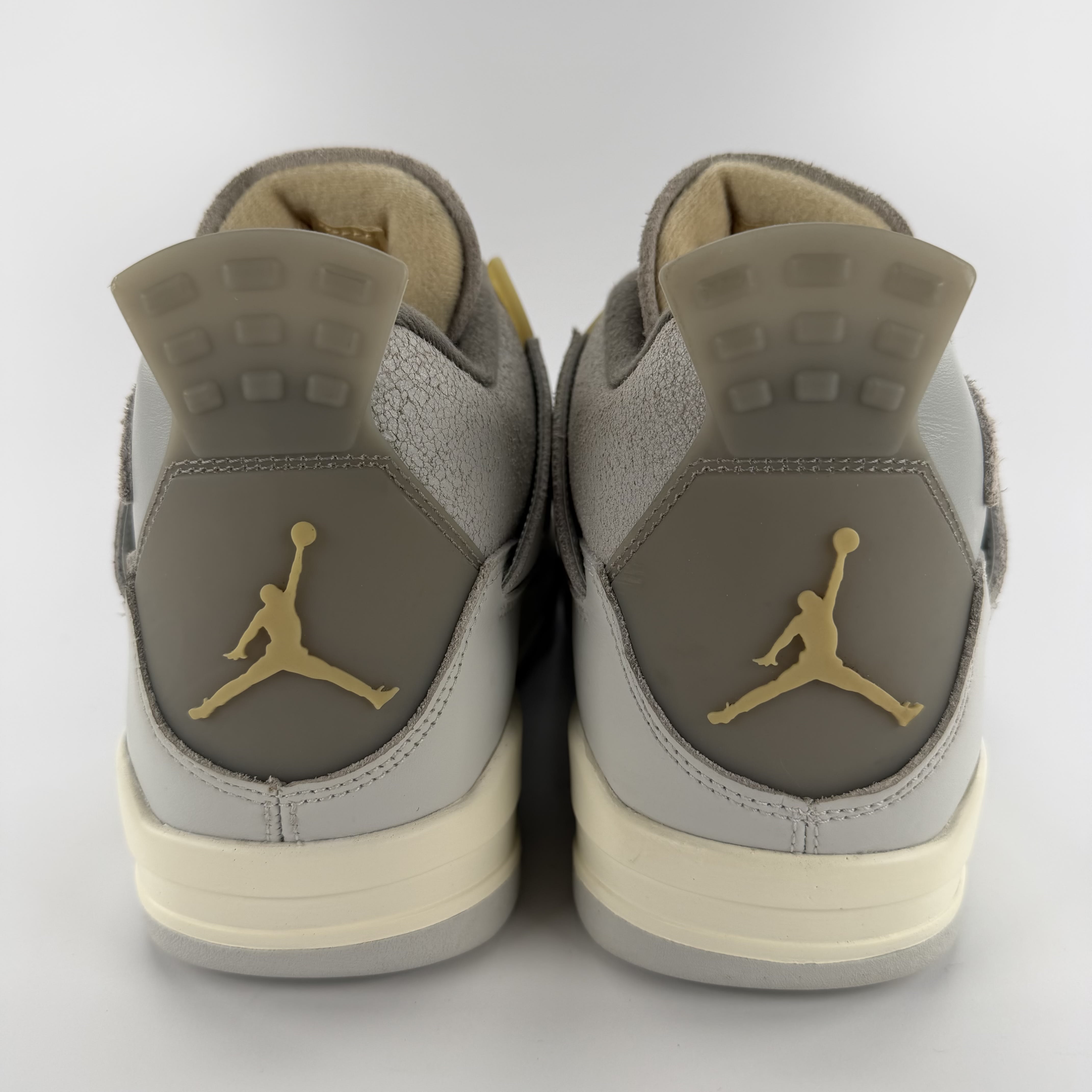 512089 Jordan 4 Retro SE Craft Photon Dust