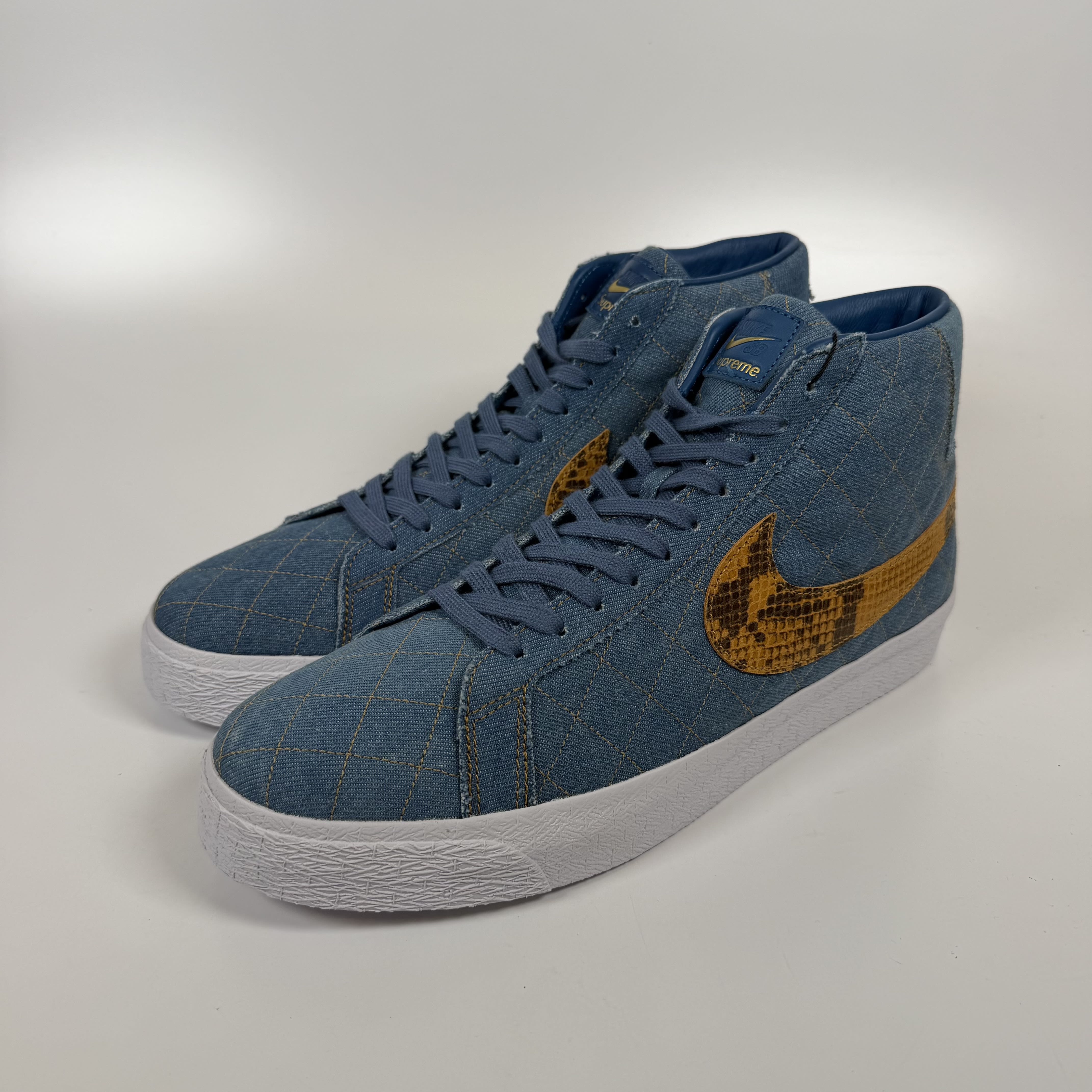 SP7053 Nike SB Blazer Mid QS Supreme Denim
