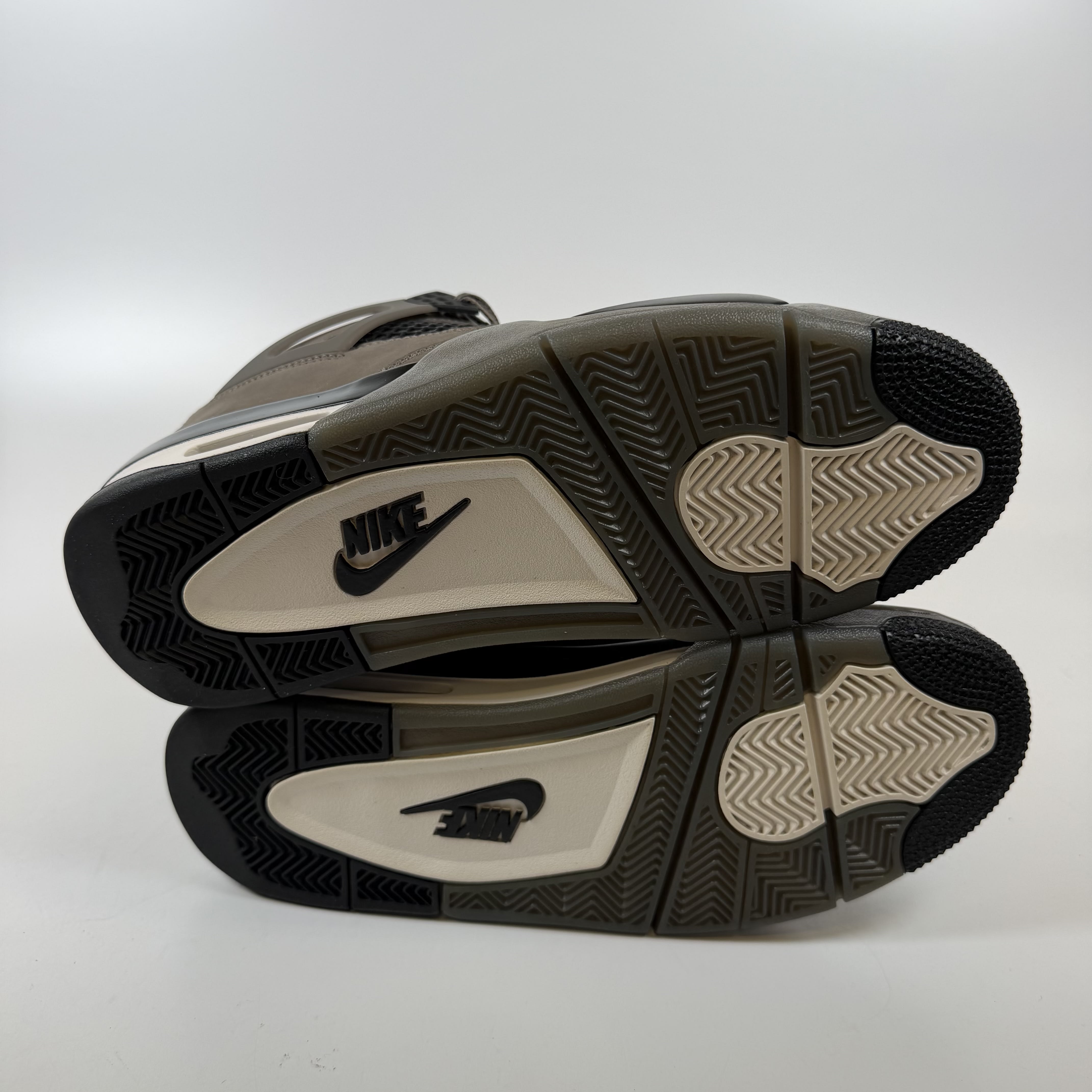 SP10006 Jordan 4 Retro Cave Stone