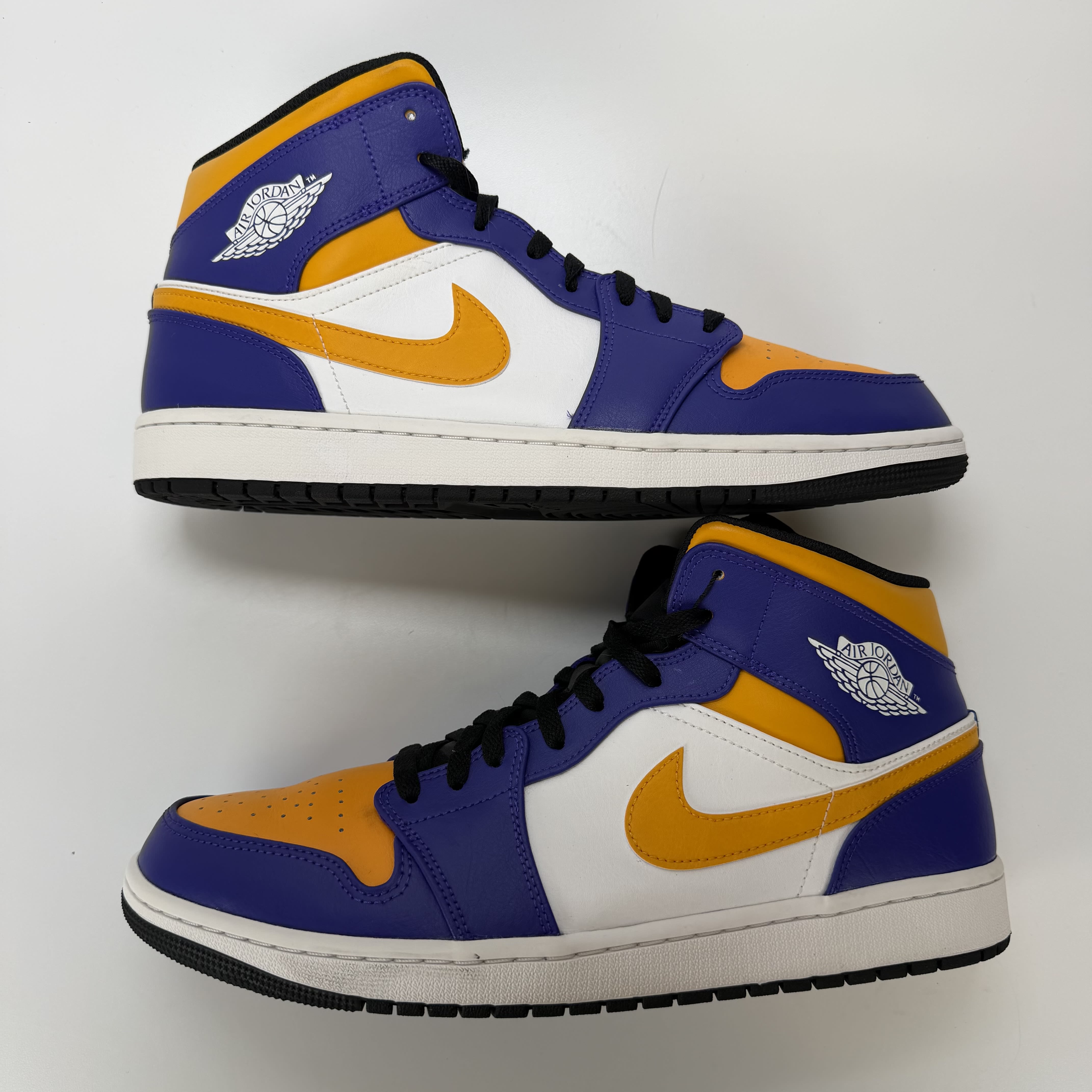 SP3759 Jordan 1 Mid Lakers (2022)