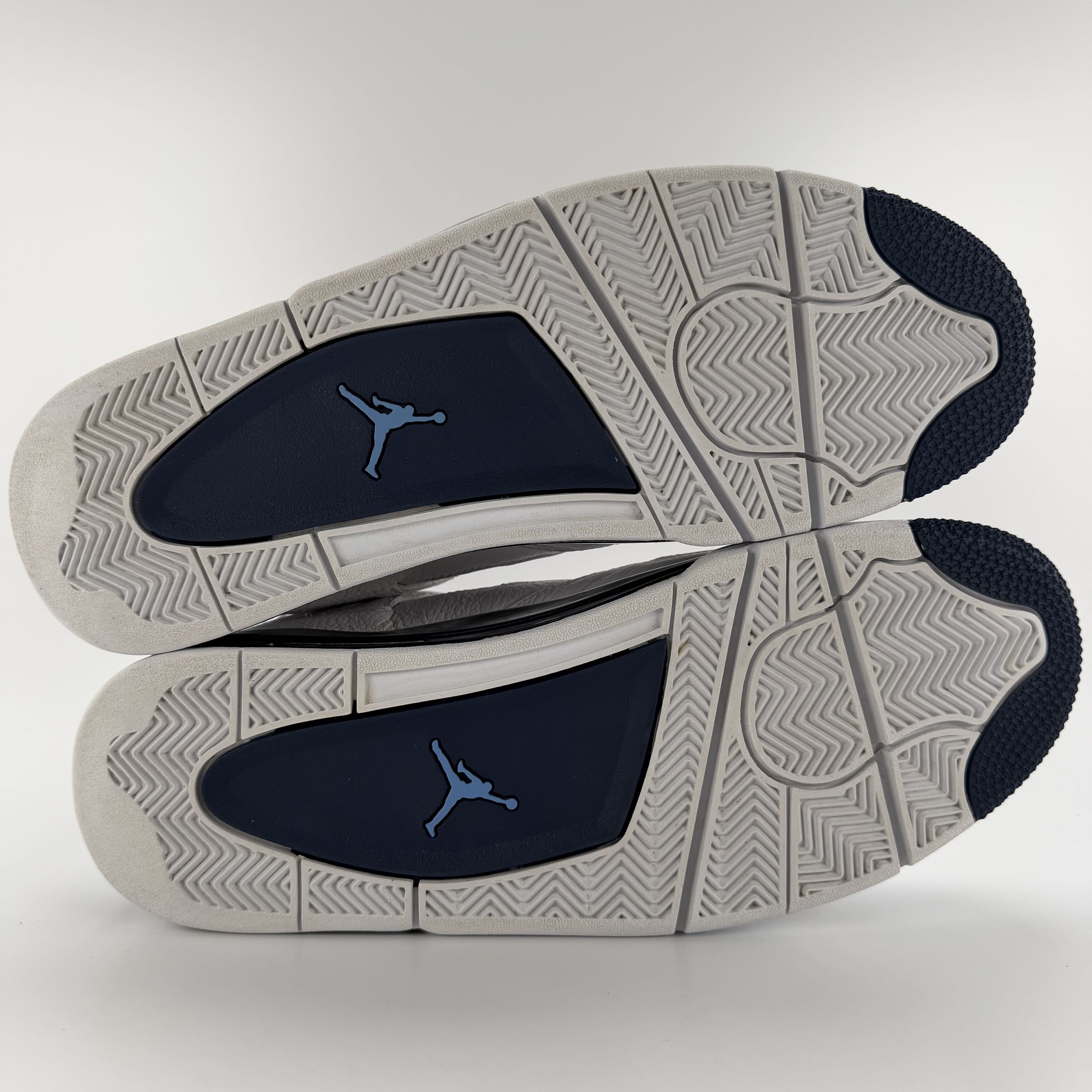 459032 Jordan 4 Retro Columbia (2015)