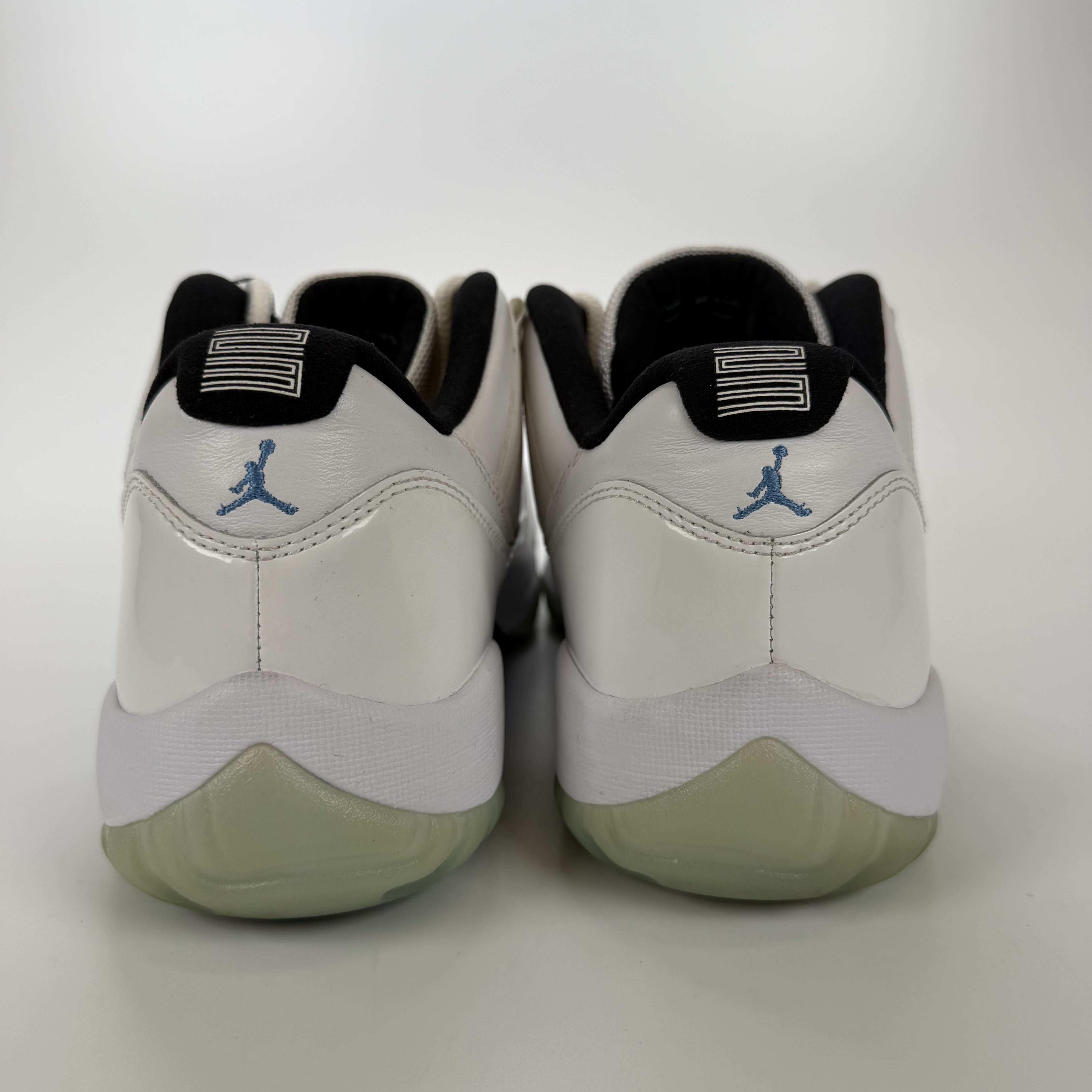 SP4099 Jordan 11 Retro Low Legend Blue
