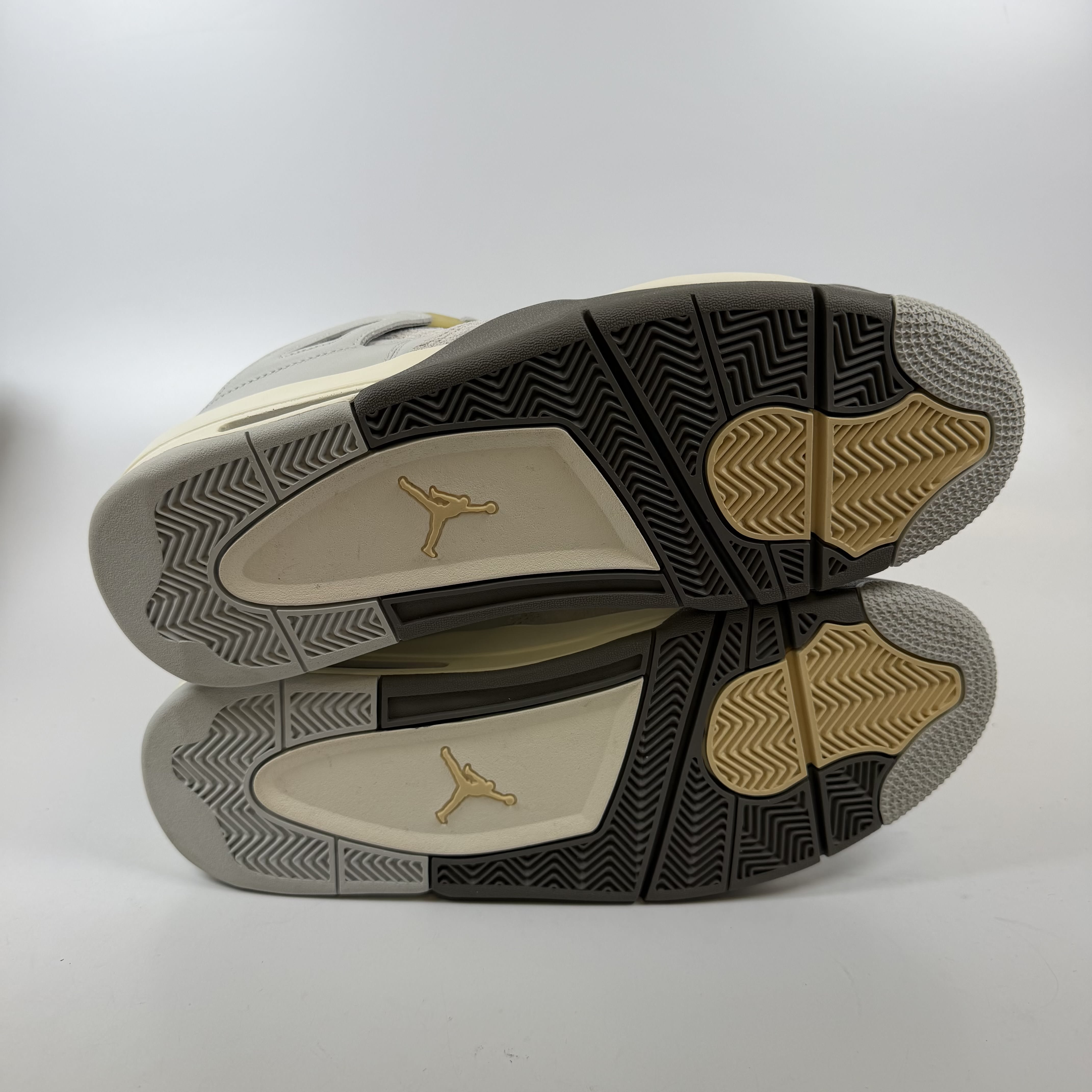 SP10040 Jordan 4 Retro SE Craft Photon Dust