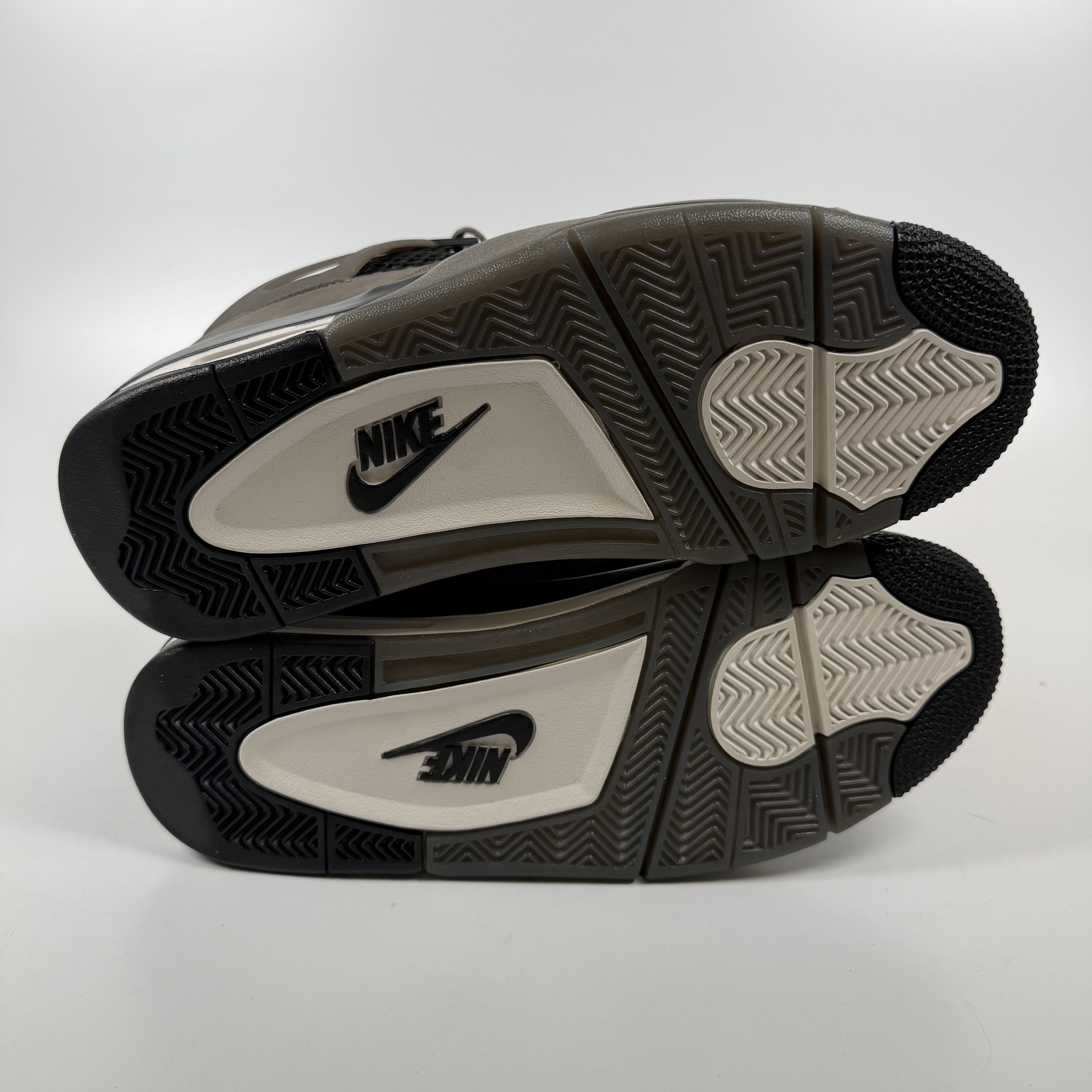 SP7780 Jordan 4 Retro Cave Stone