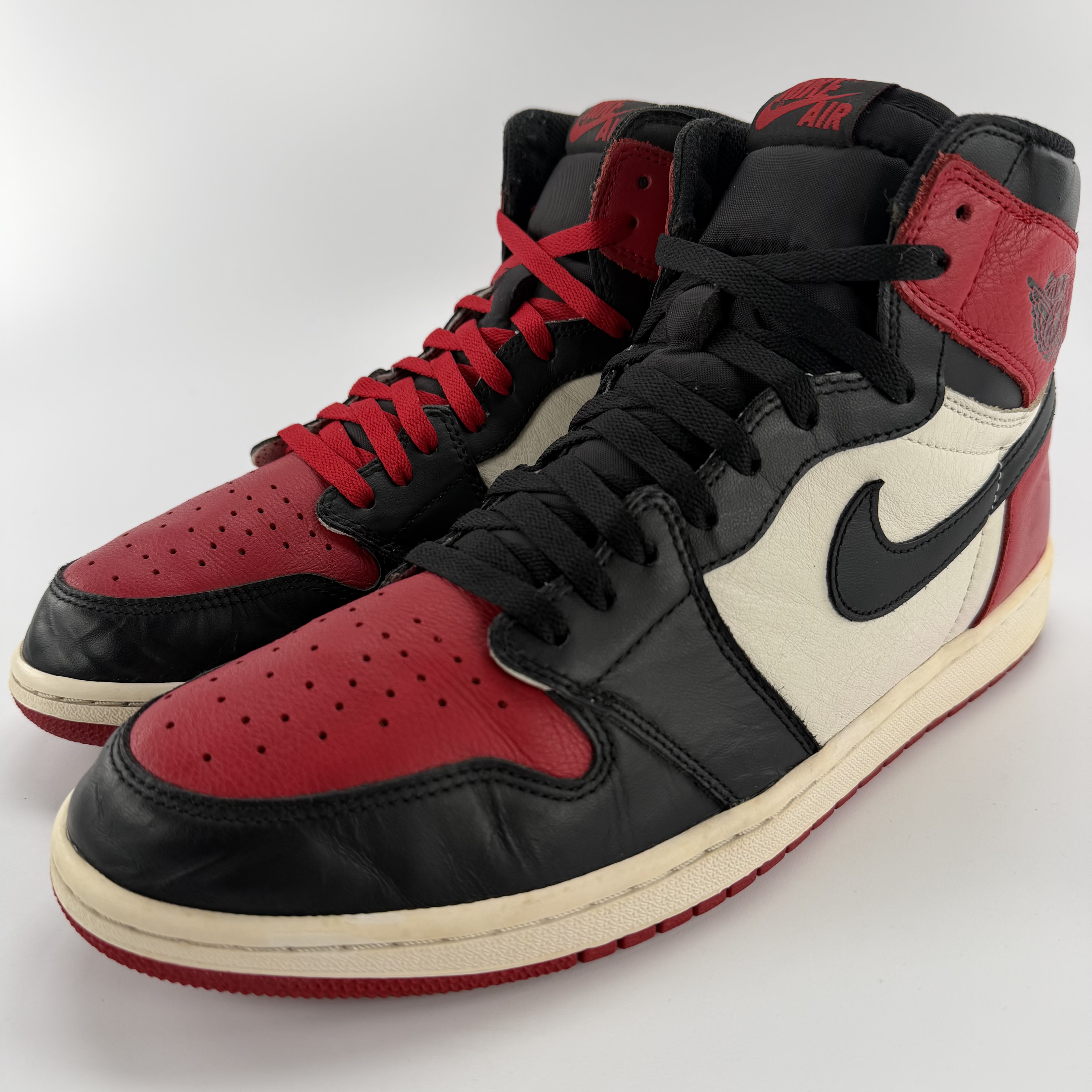 455584 Jordan 1 Retro High Bred Toe