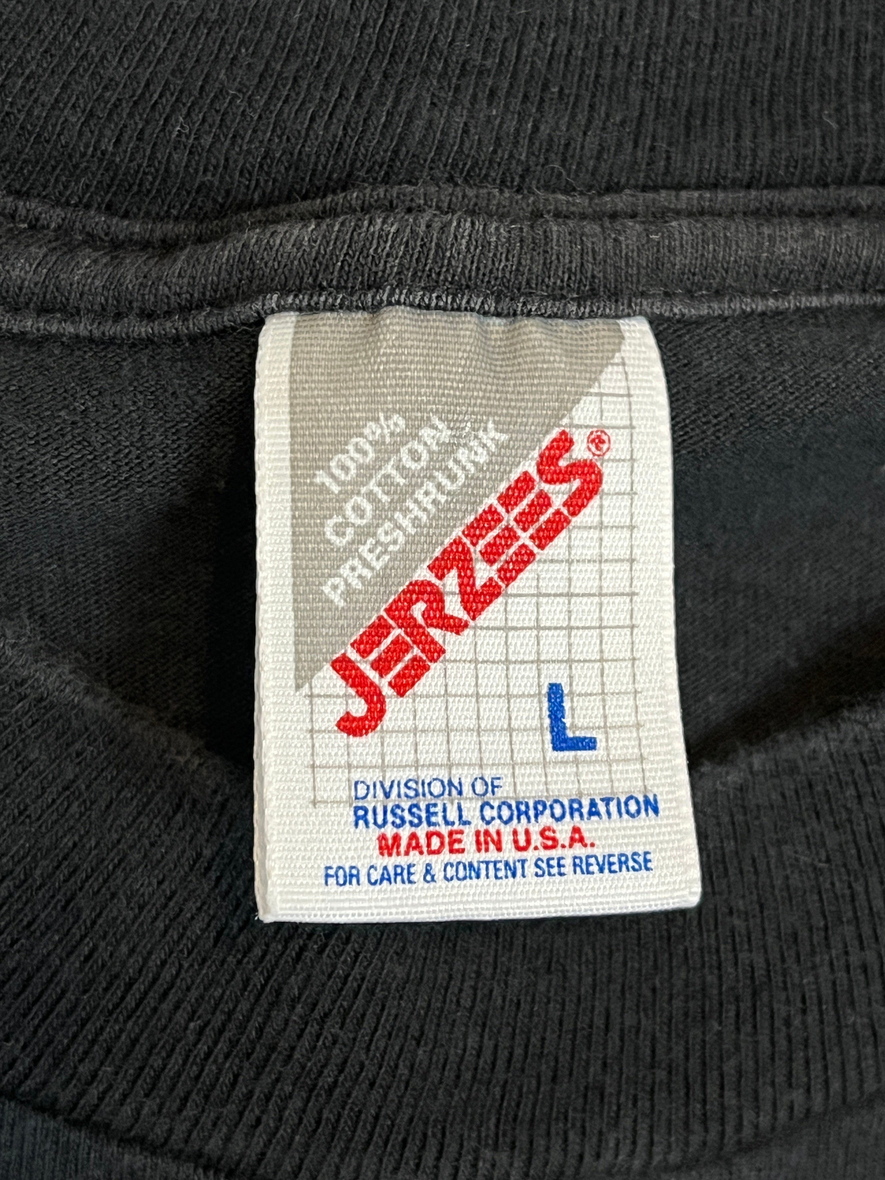 435495 (1993) Road Kill Cafe 'You Kill It.. We Grill It!' Restaurant T-Shirt