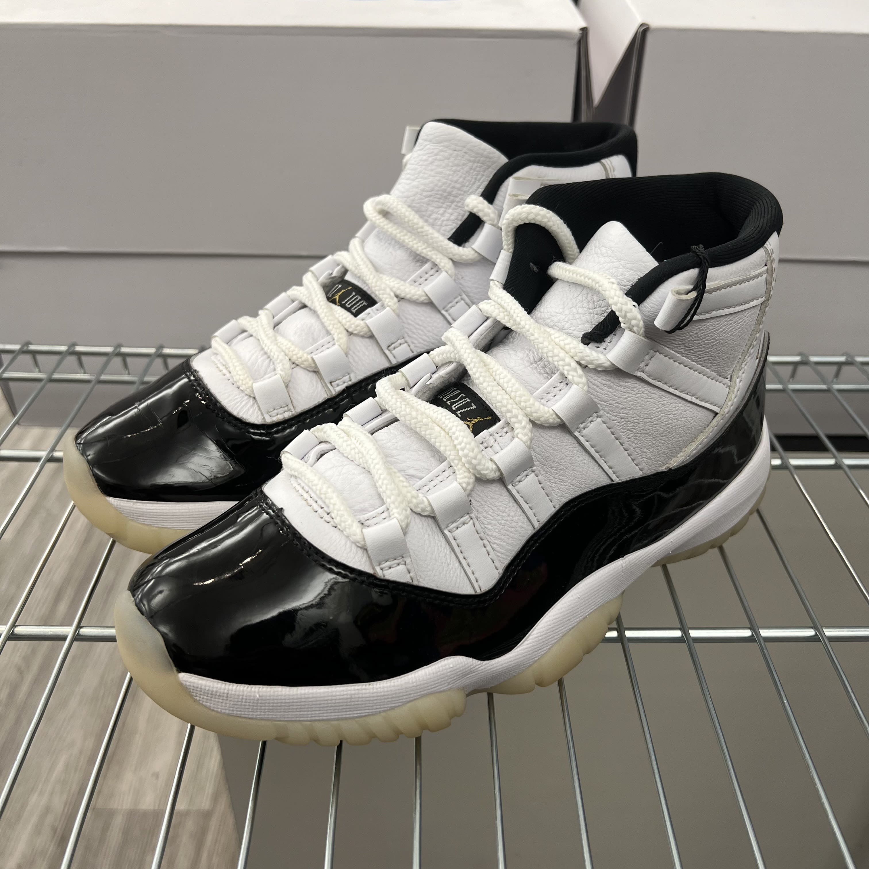 635016 Jordan 11 Retro DMP Gratitude (2023)