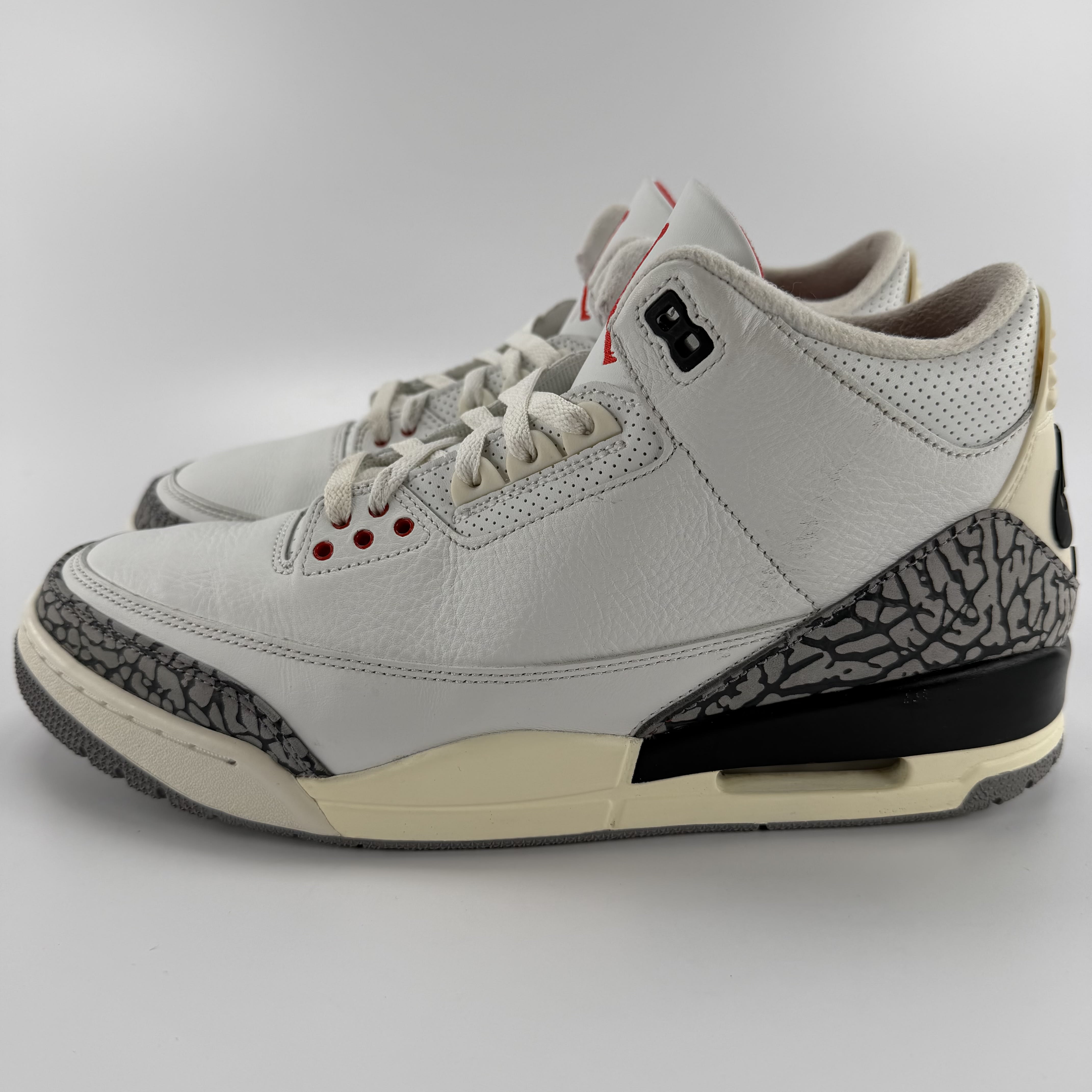 517240 Jordan 3 Retro White Cement Reimagined