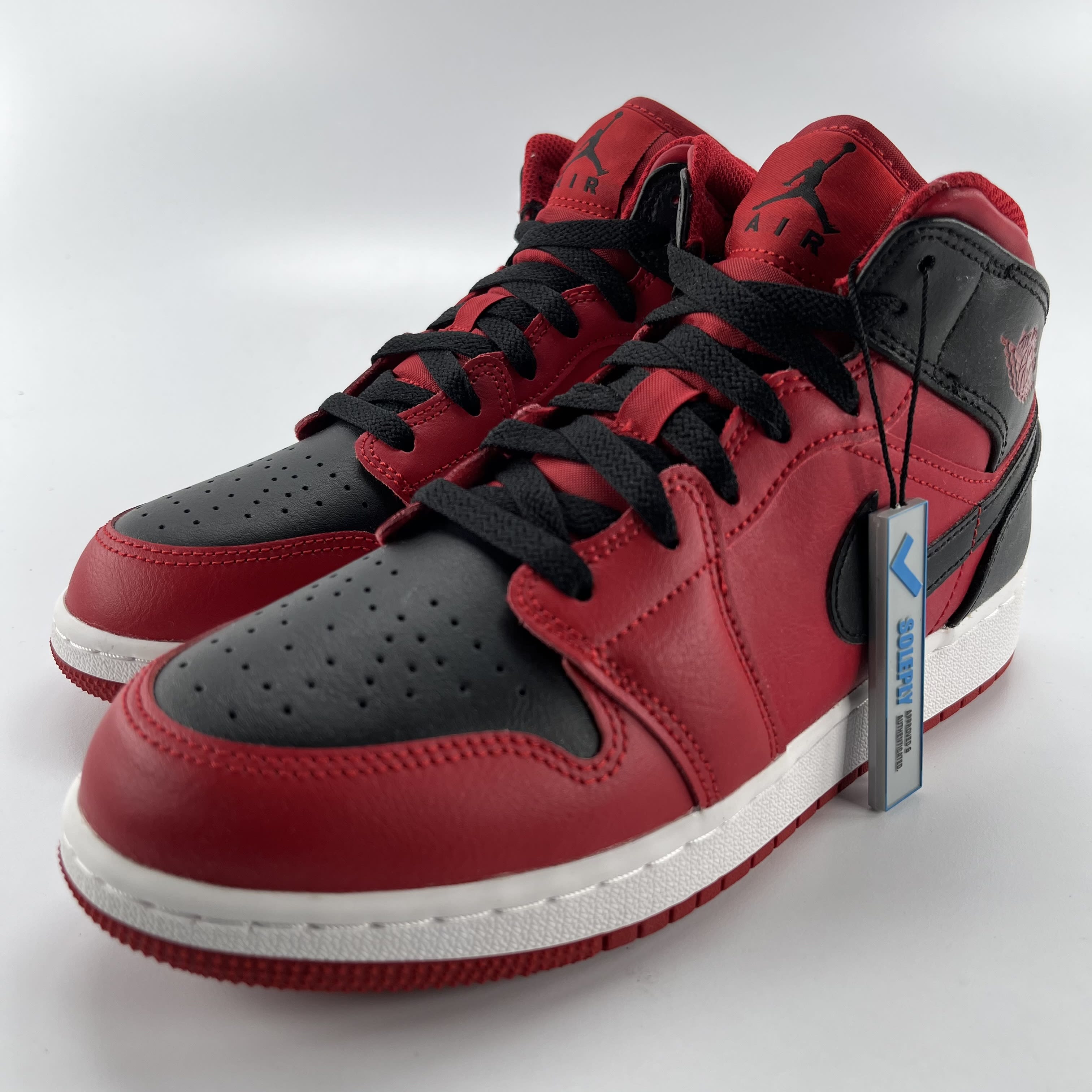 280937 Air Jordan 1 Mid GS 'Reverse Bred'