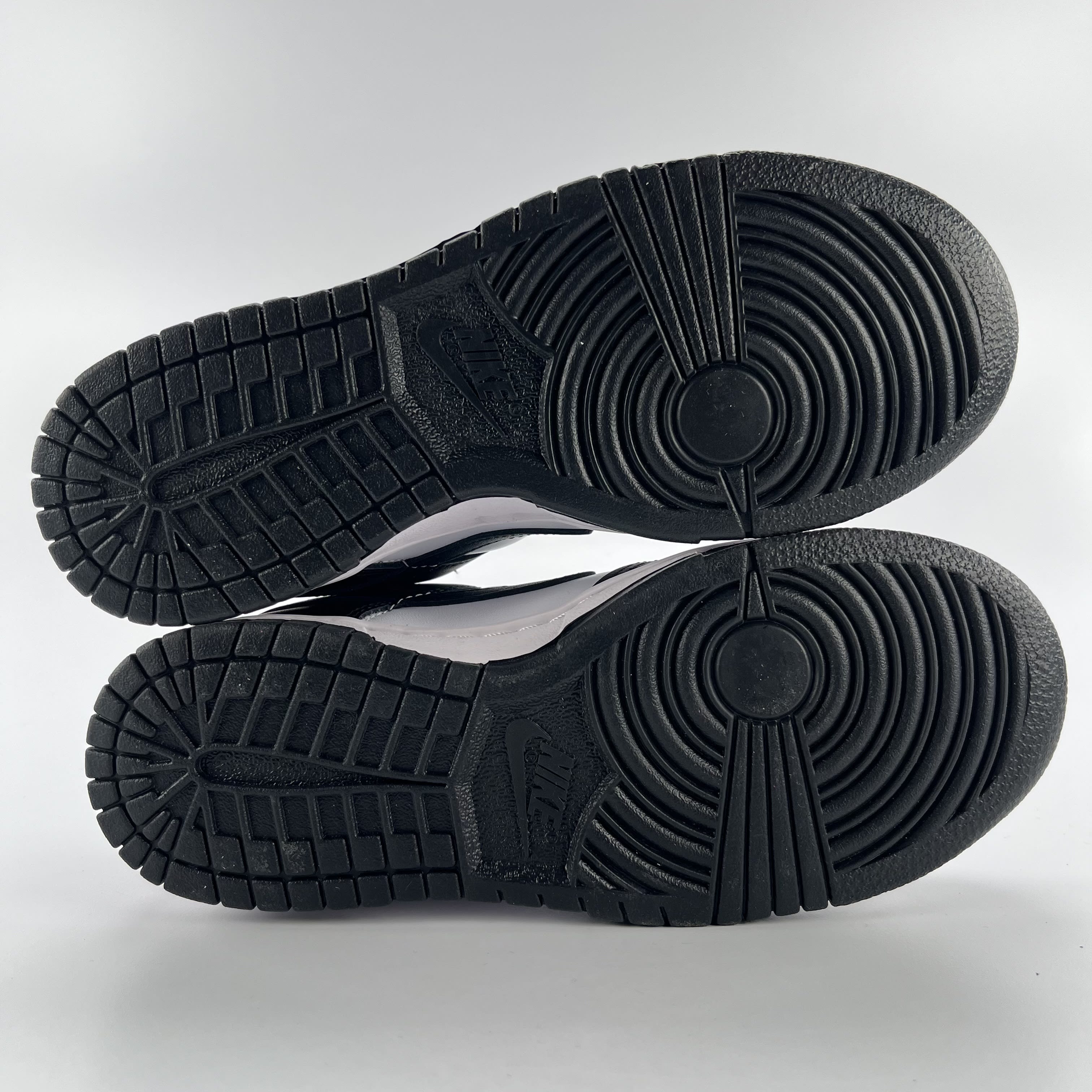 312997 Nike Dunk Low Retro White Black Panda (Women's)