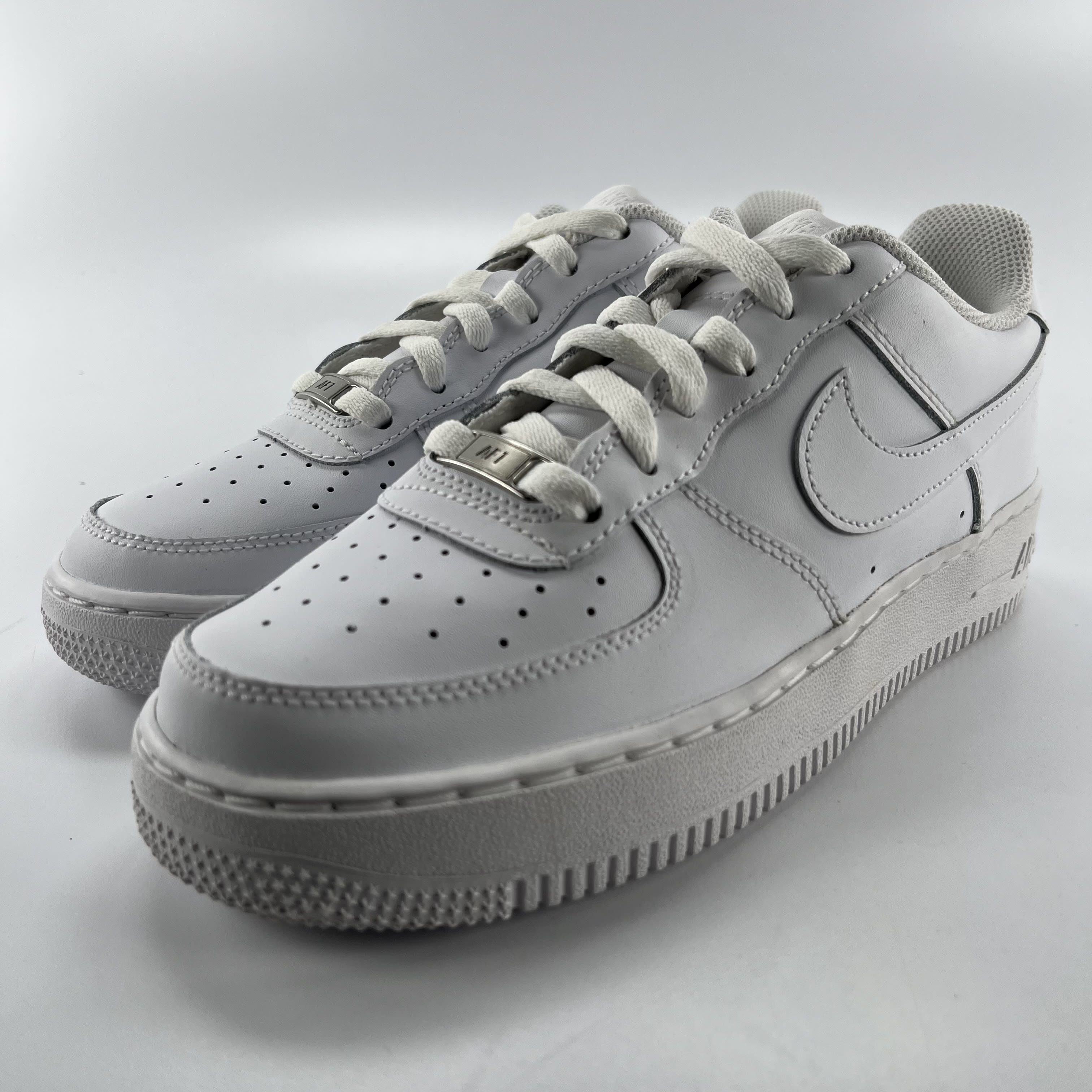 459714 Nike Air Force 1 LE (GS) 'Triple White'