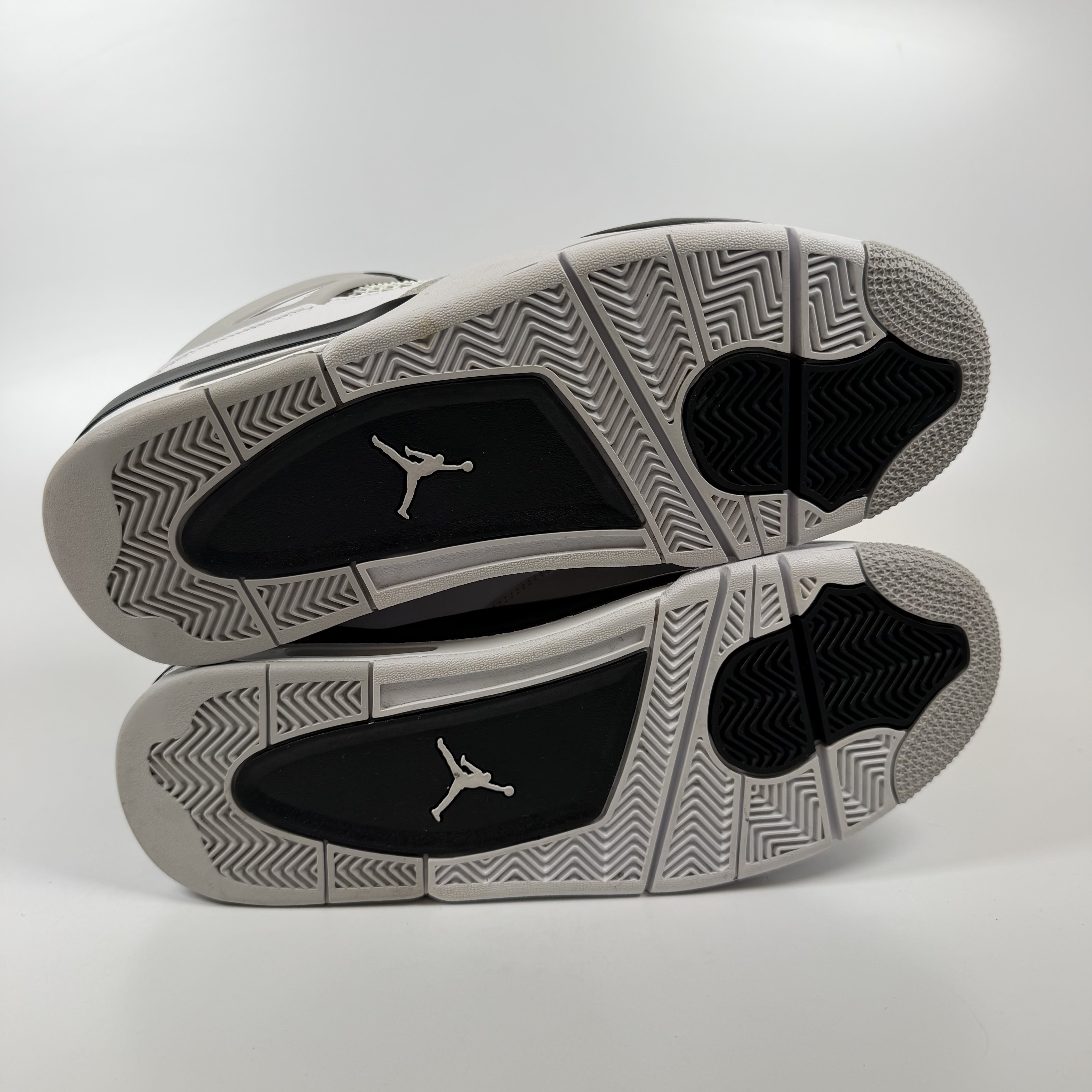 SP7150 Jordan 4 Retro Military Black