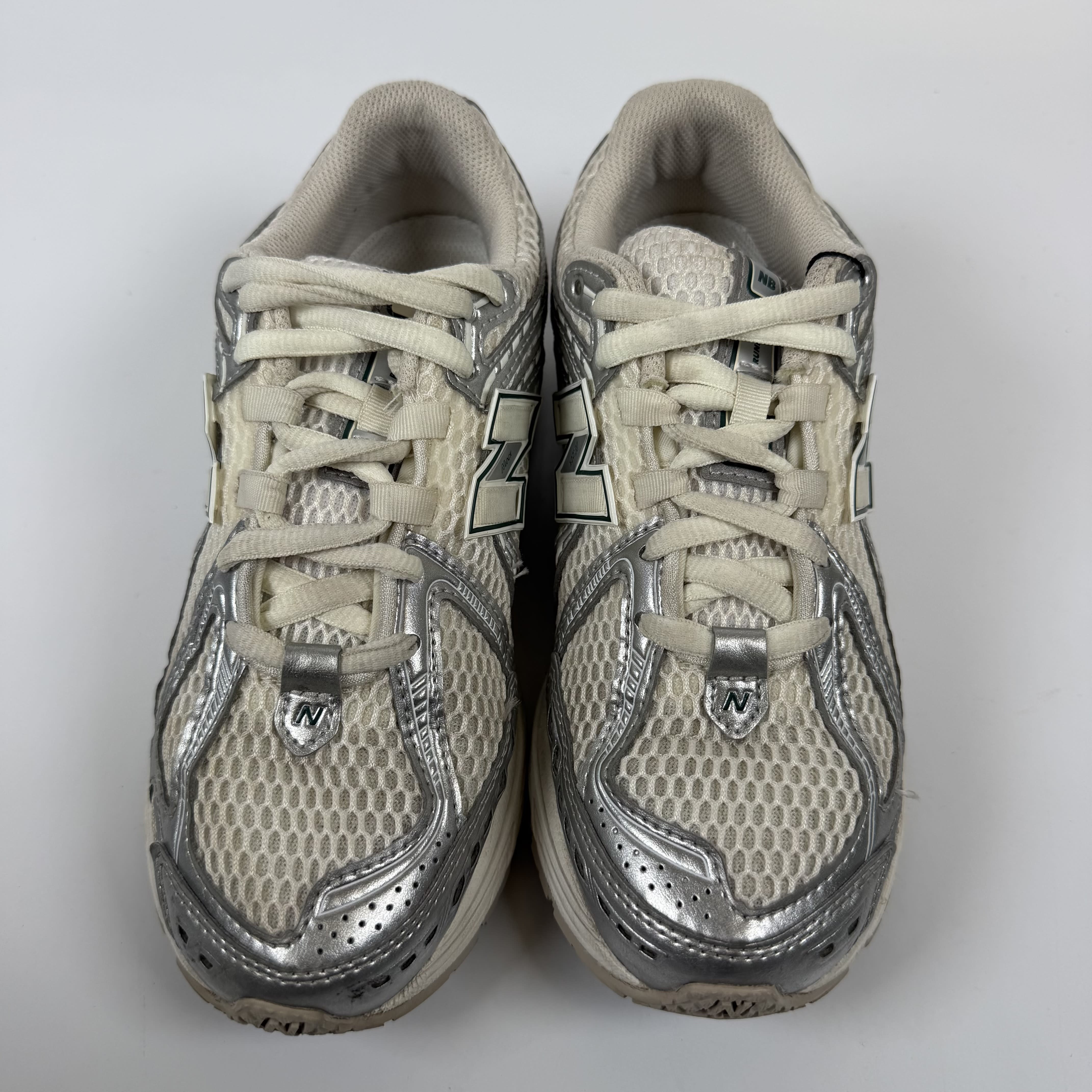 SP7331 New Balance 1906R Silver Metallic Sea Salt
