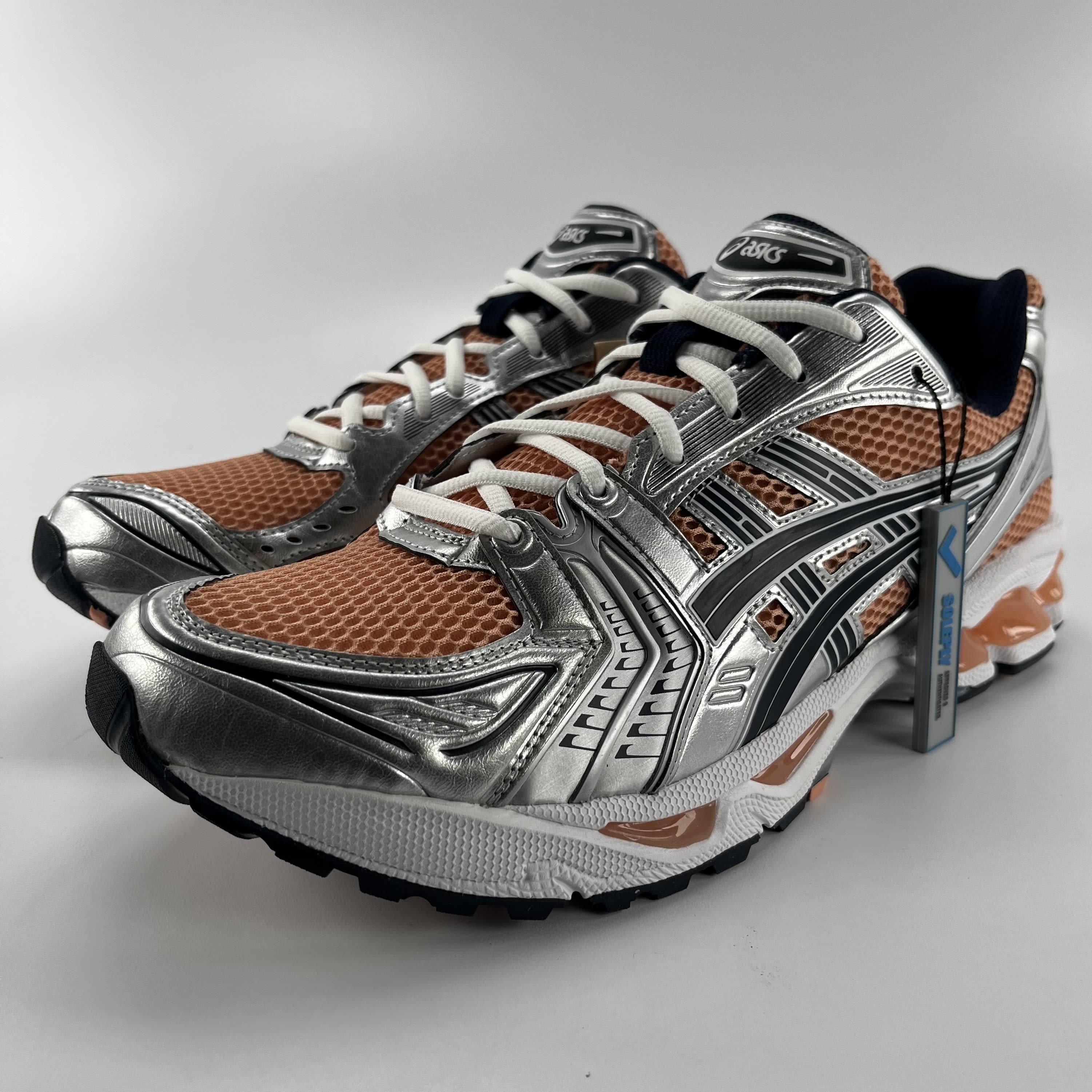 716214 ASICS Gel-Kayano 14 Sepia Pure Silver