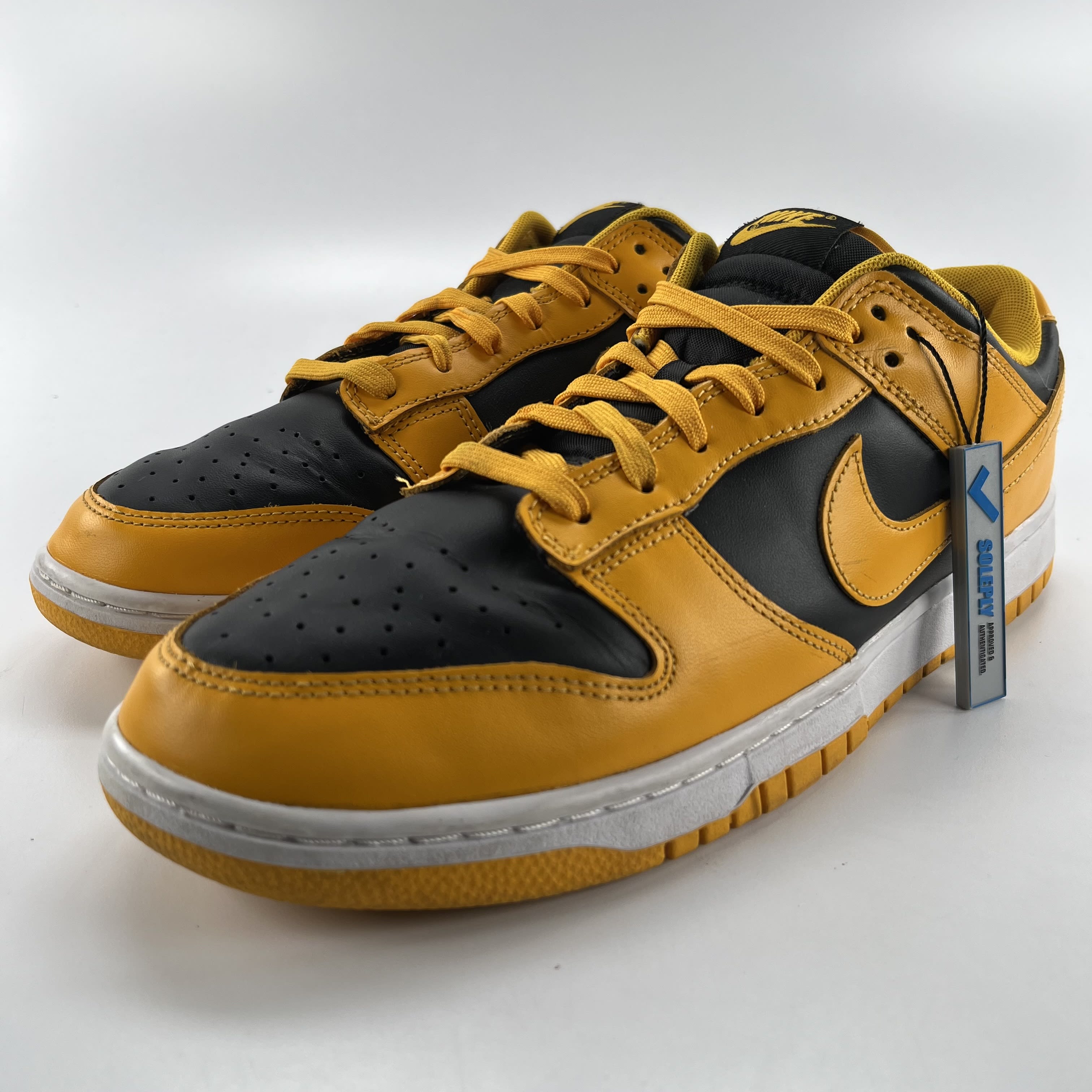 818484 Nike Dunk Low Championship Goldenrod (2021)