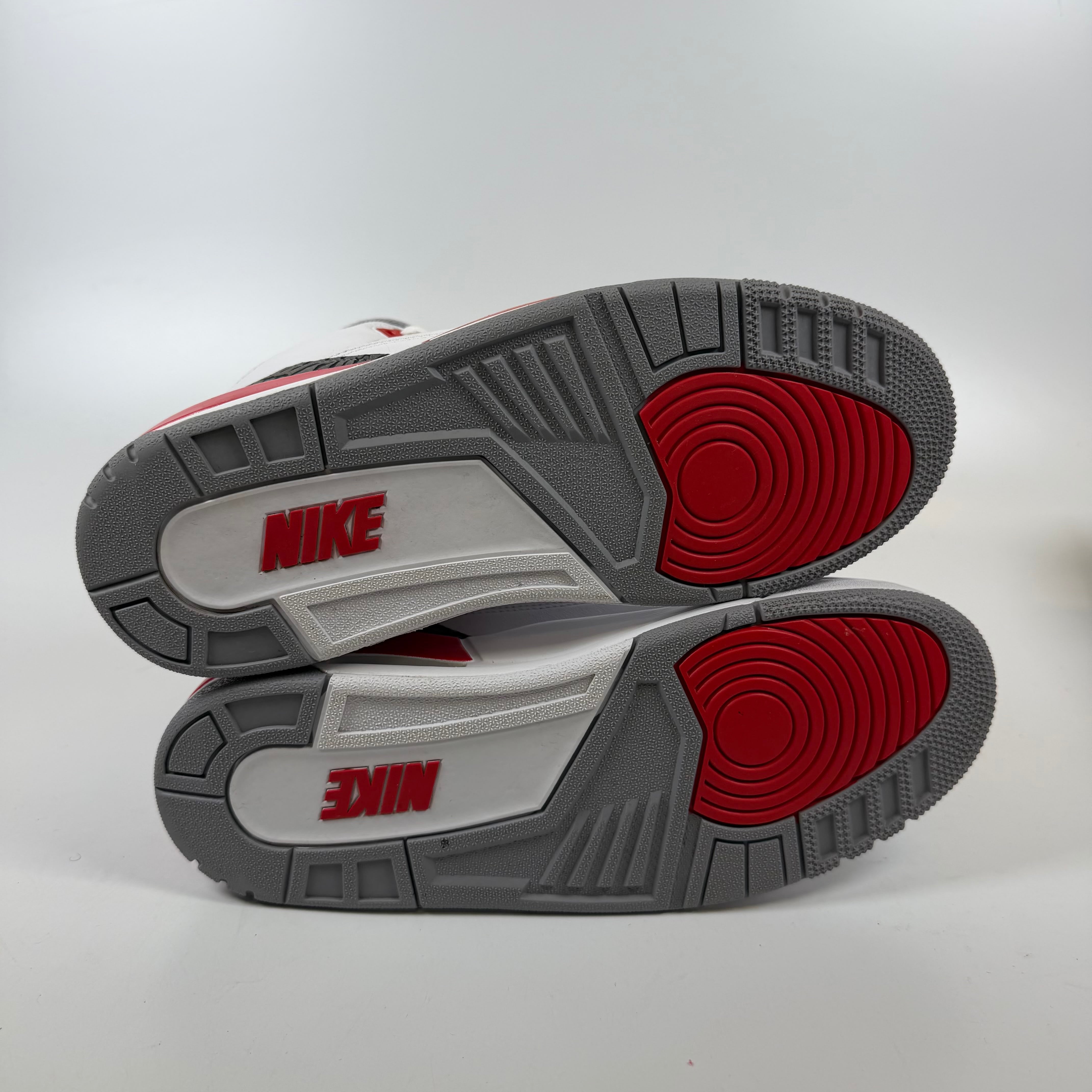 SP9645 Jordan 3 Retro Fire Red (2022)